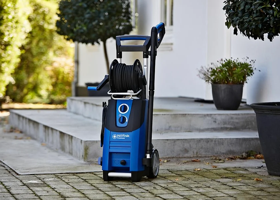 Nilfisk Nettoyeur Haute Pression Premium 180 Bars - Grande Performant pour Le Jardin, Terrasse et Voiture (2900 W) 128471147