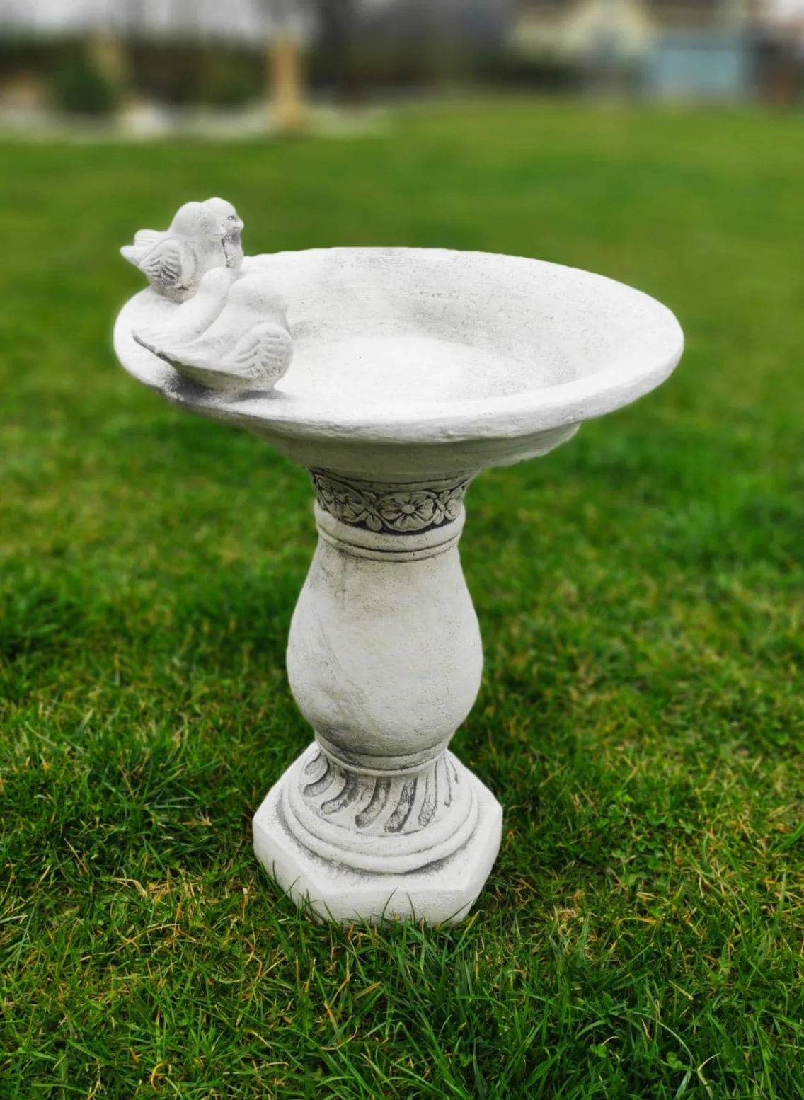 Décor d'ornement de Jardin en Pierre de Fonte - Bain d'oiseau sur la Colonne