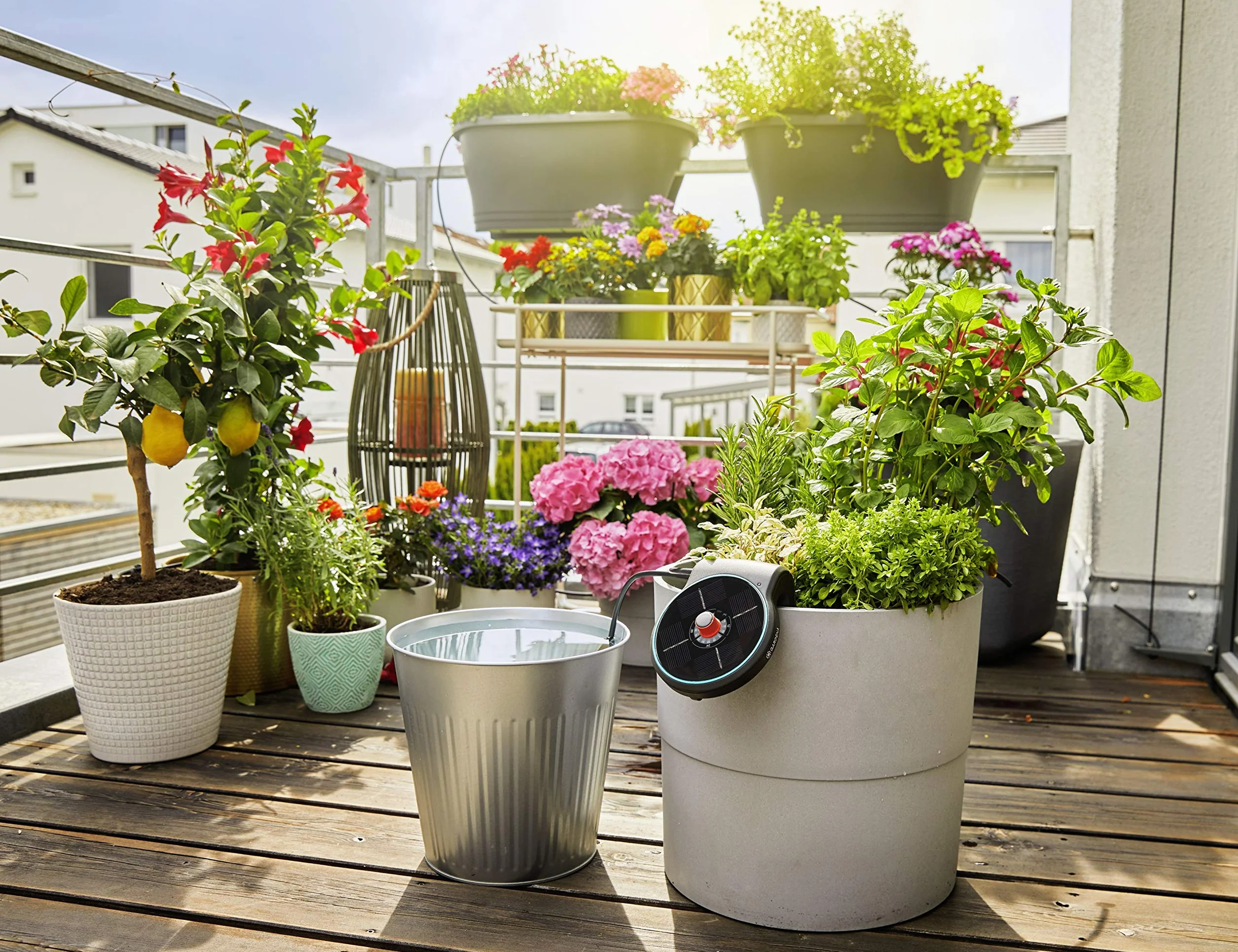 Gardena AquaBloom Ensemble d'arrosage solaire système d'irrigation pour plantes balcon pot jusqu'à 4 m 13300-20