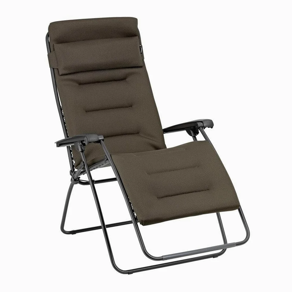 Lafuma MOBILIER - Fauteuil Matelassé Relax Zéro Gravité RSX Clip XL - Chaise Longue Multiposition Pliante Jardin et Intérieur -Toile AirComfort® Résistante - Tout Confort, France - Marron Taupe