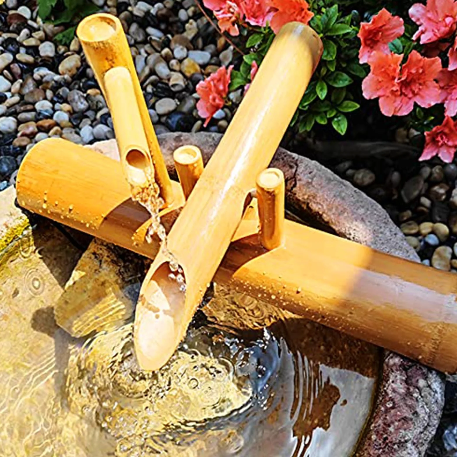 Fontaine d'extérieur Solaire - Fontaine Zen en Bambou avec Pompe, Panneau Solaire 6 W, Filtre à Eau et Tuyau de 2 m - Idéale for la pelouse, Le Jardin et la décoration de la Cour(35cm)