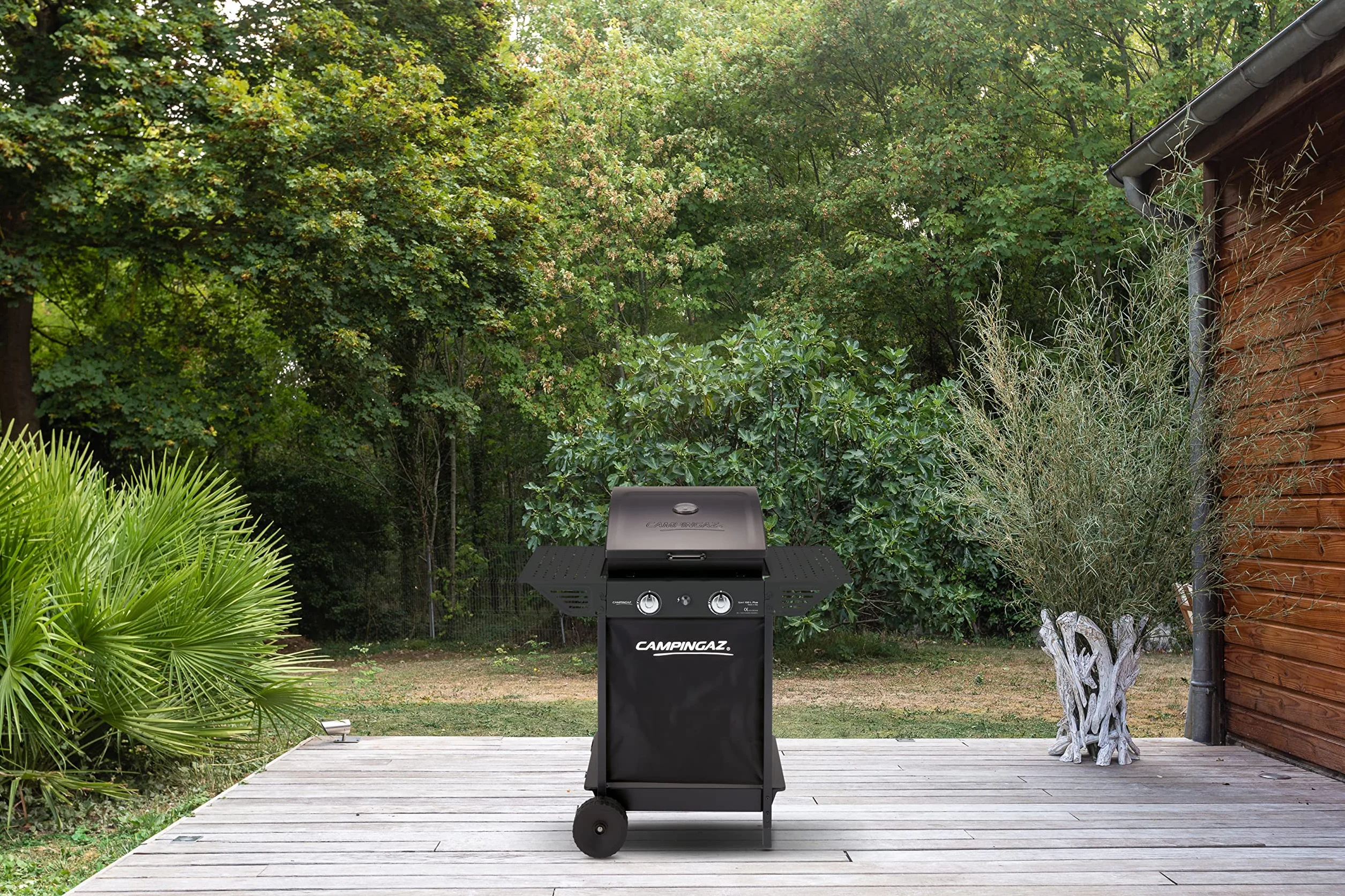 Campingaz Xpert 100 L Plus Rocky Barbecue à gaz pour pierre volcanique, barbecue à gaz avec 2 brûleurs, 7,1 kW de puissance, 2 grilles en acier chromé, 2 tables latérales et pierres de lave