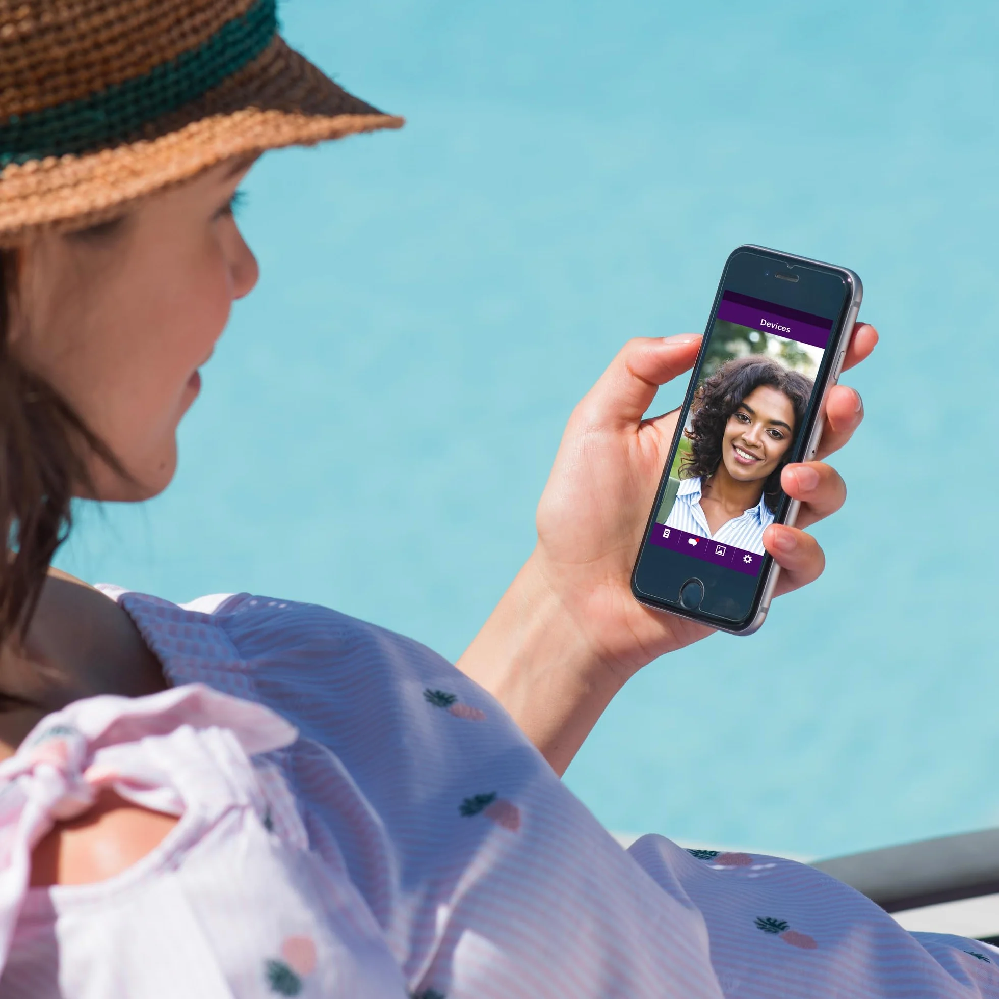 Philips WelcomeEye Connect 2 Visiophone Connecté Écran Tactile 7 Pouces Contrôle Application Smartphone Badges RFID Vision Nocturne 130 Degrés
