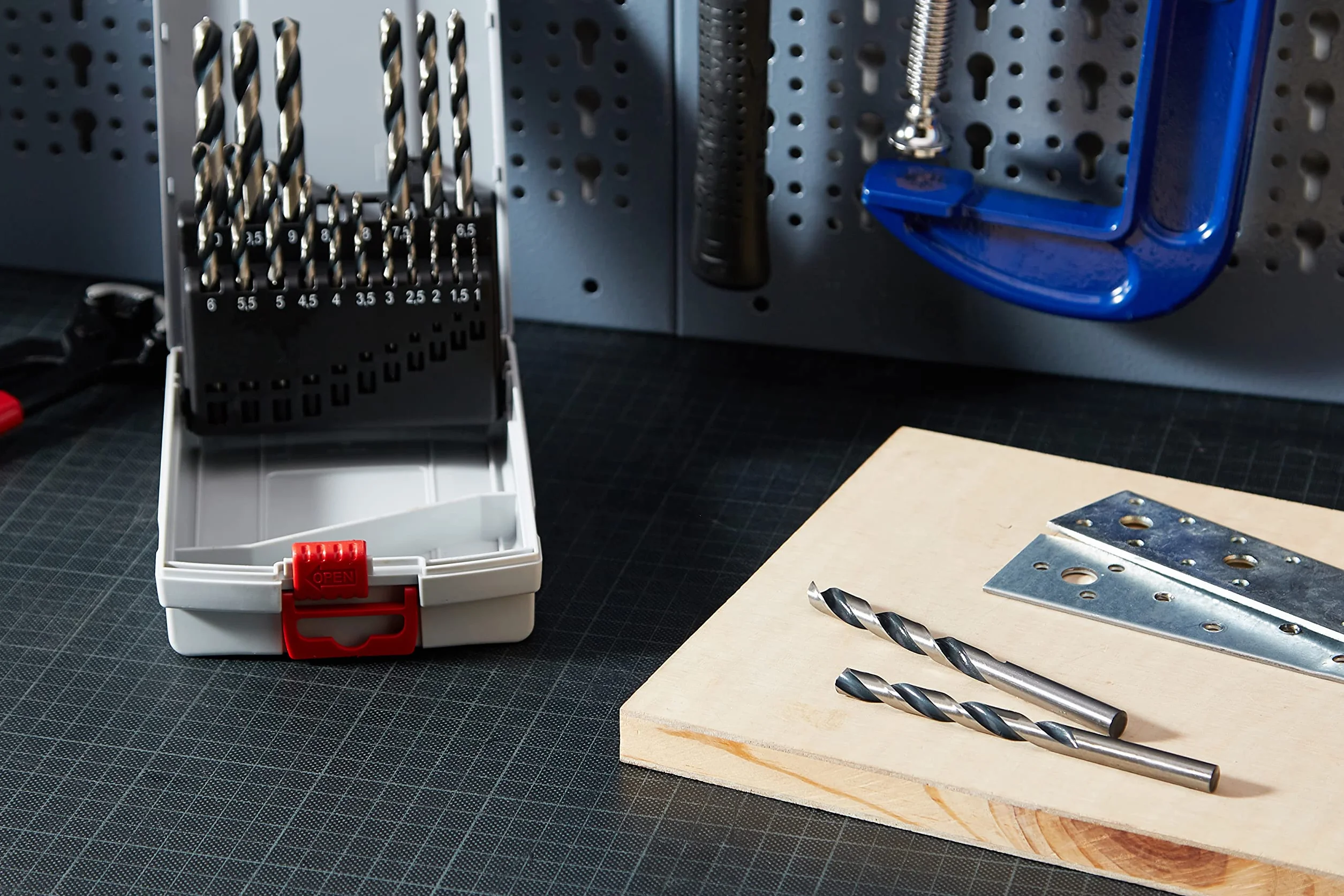 Bosch Professional Coffret 19 pièces Forets Hélicoïdaux HSS PointTeQ pour métal ProBox