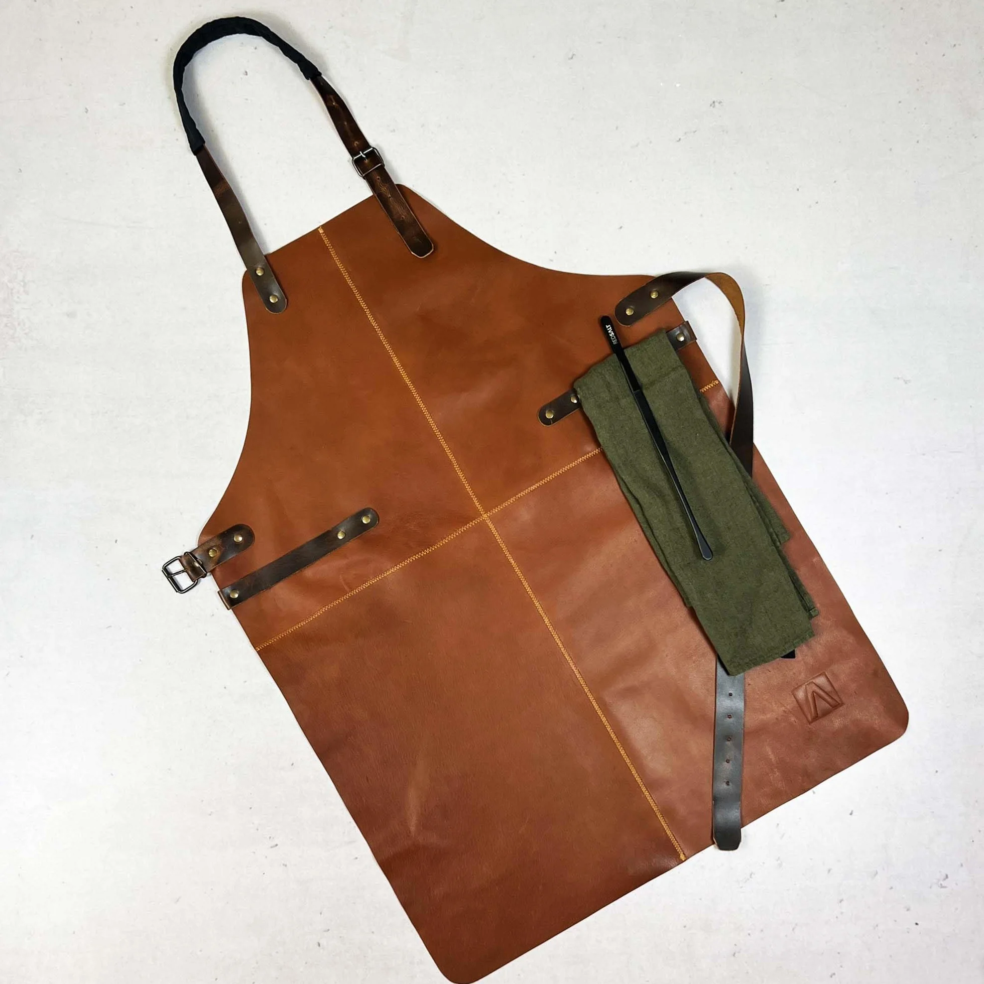 Tablier cuir de buffle souple suede barbecue 84x62cm accessoires cuisine exterieur serveur barman cadeau homme