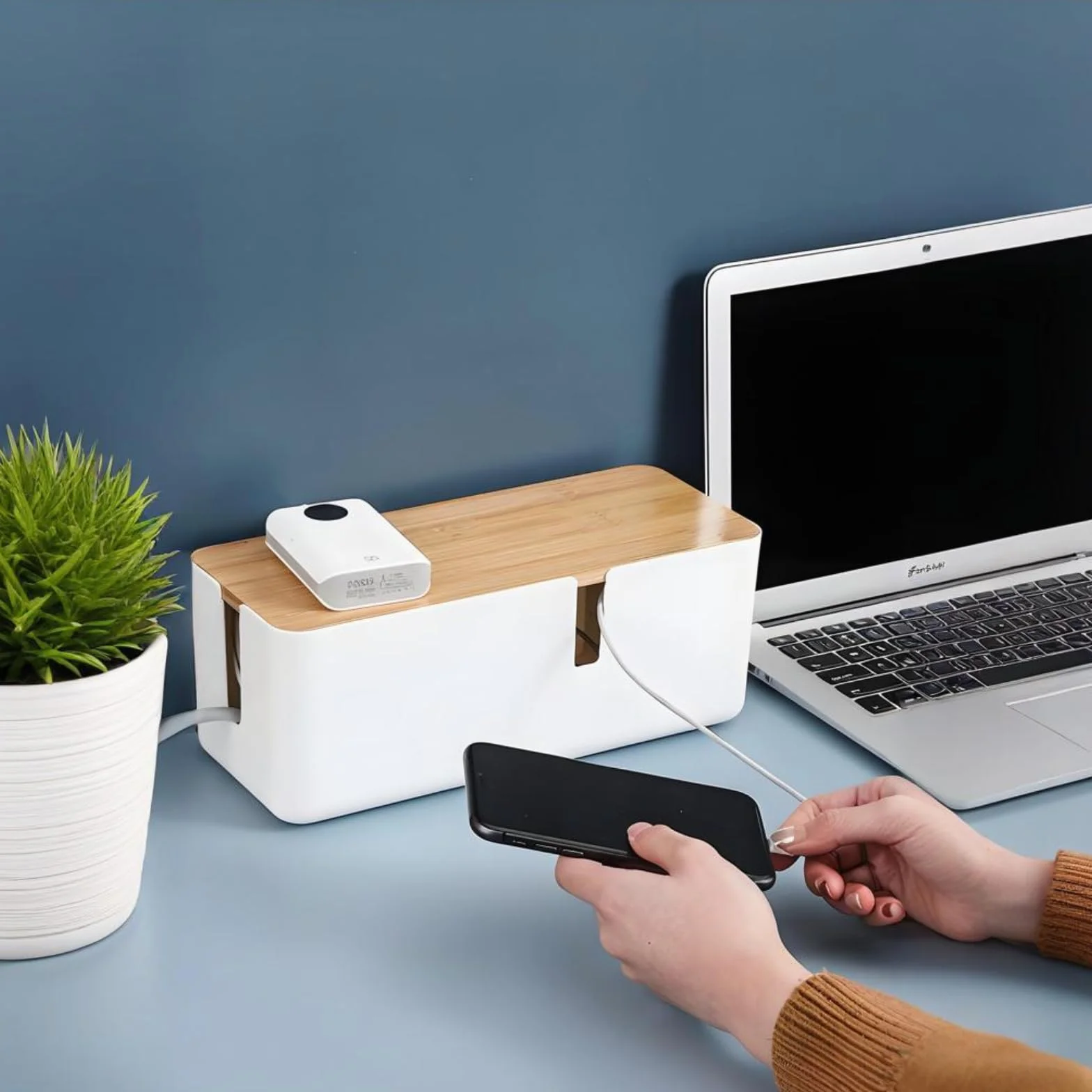 Boîte Range Câbles Grande 30 x 12 x 12 cm Blanc Cache Multiprises et Chargeurs Bureau Maison