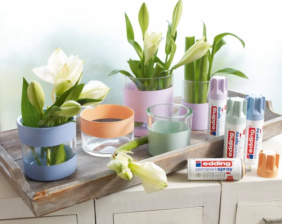 Edding 5200 Permanent Spray Light Lavender Matt 200 ml Acrylic Paint for Glass, Metal, Wood, Ceramic, Plastic, Canvas