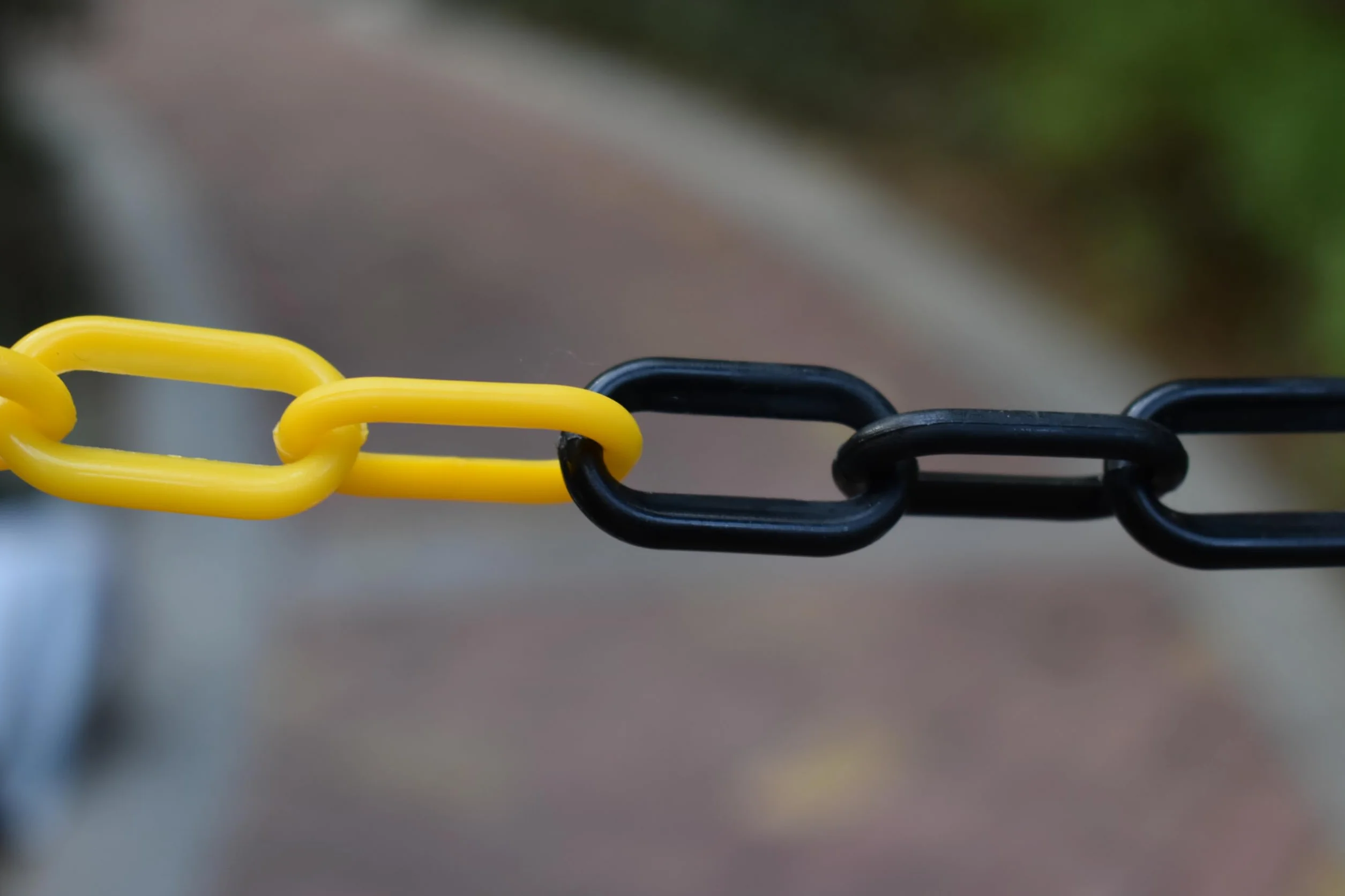 Chaîne d'arrêt plastique noir et jaune 6mm x 25m Sécurité Haute Visibilité