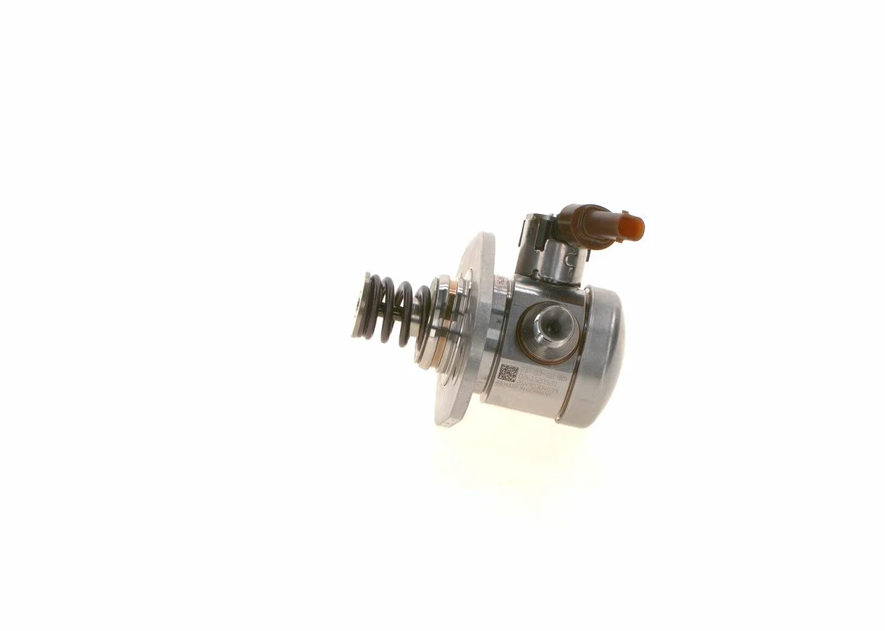BOSCH Pompe haute pression 0261520520 Compatible avec: BMW 1, 2 Active Tourer, 2 Active Tourer Van, 2 Coupe, 2 Gran Coupe, 2 Gran Tourer, 2 Gran Tourer Van, 3, 3 Touring, 3 Touring Van, 4 Cabriolet