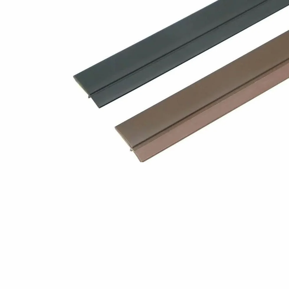 Bande d'étanchéité autocollante 2,8 m anti-poussière anti-insectes pour porte d'armoire blanche