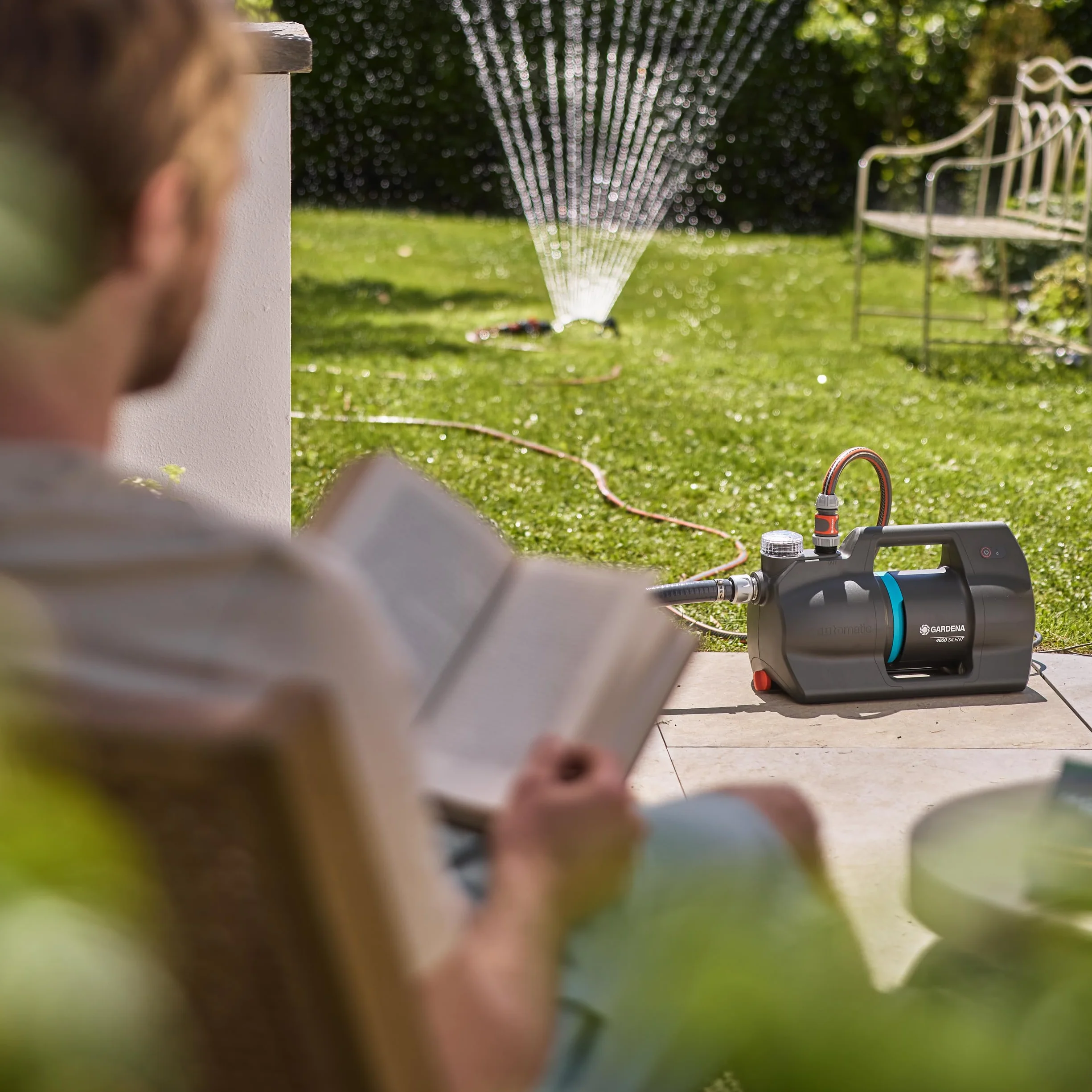 GARDENA Groupe de surpression 4600 Silent Pompe Irrigation automatisée eau domestique 25% consommation énergie moins 9070-20