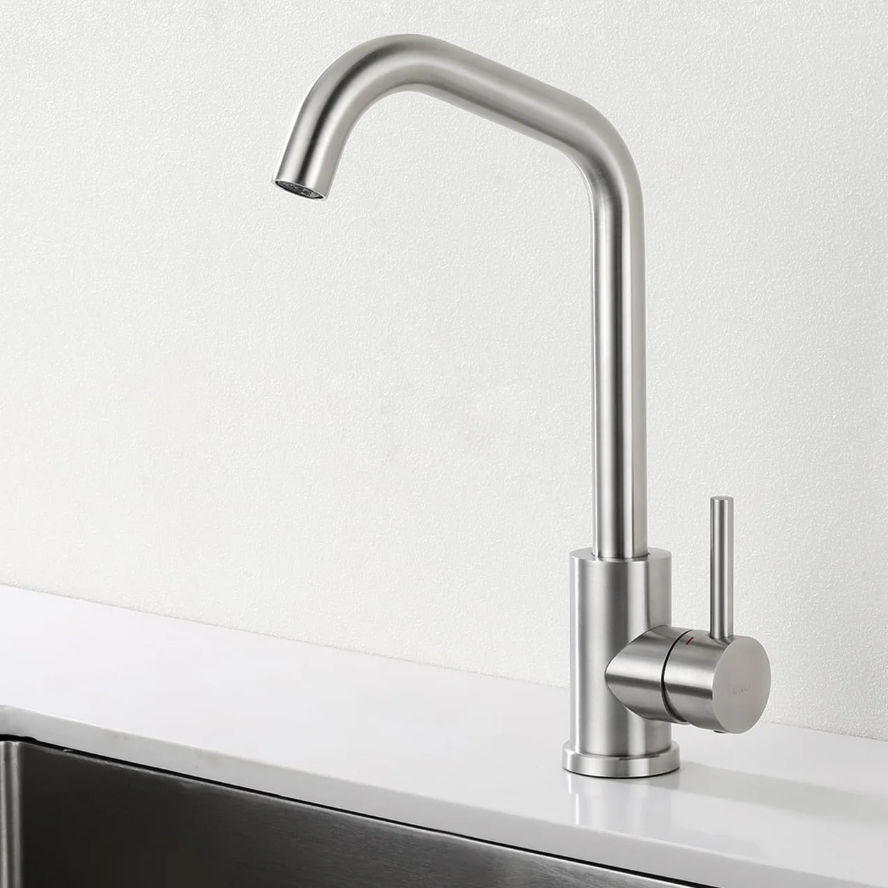Robinet Cuisine Acier Inoxydable Brossé Mitigeur Evier Haute Pression Pivotant 360° Eau Chaud Froid Cartouche Céramique