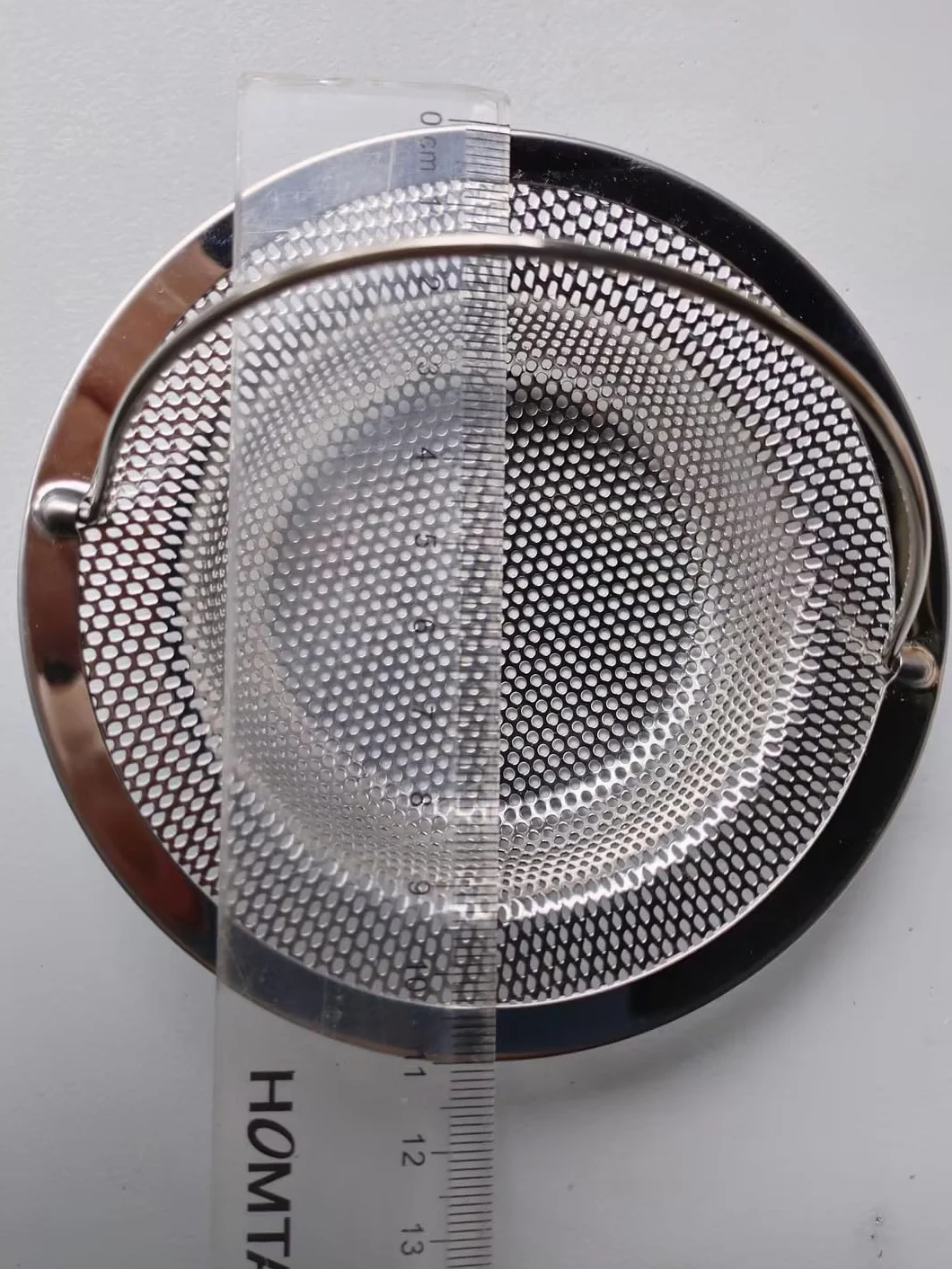 Filtre à évier de Cuisine en acier inoxydable, Crépine de Vidange avec Poignée Relevable, Lot de 2, Diamètre Extérieur 11 cm x Hauteur 2 cm
