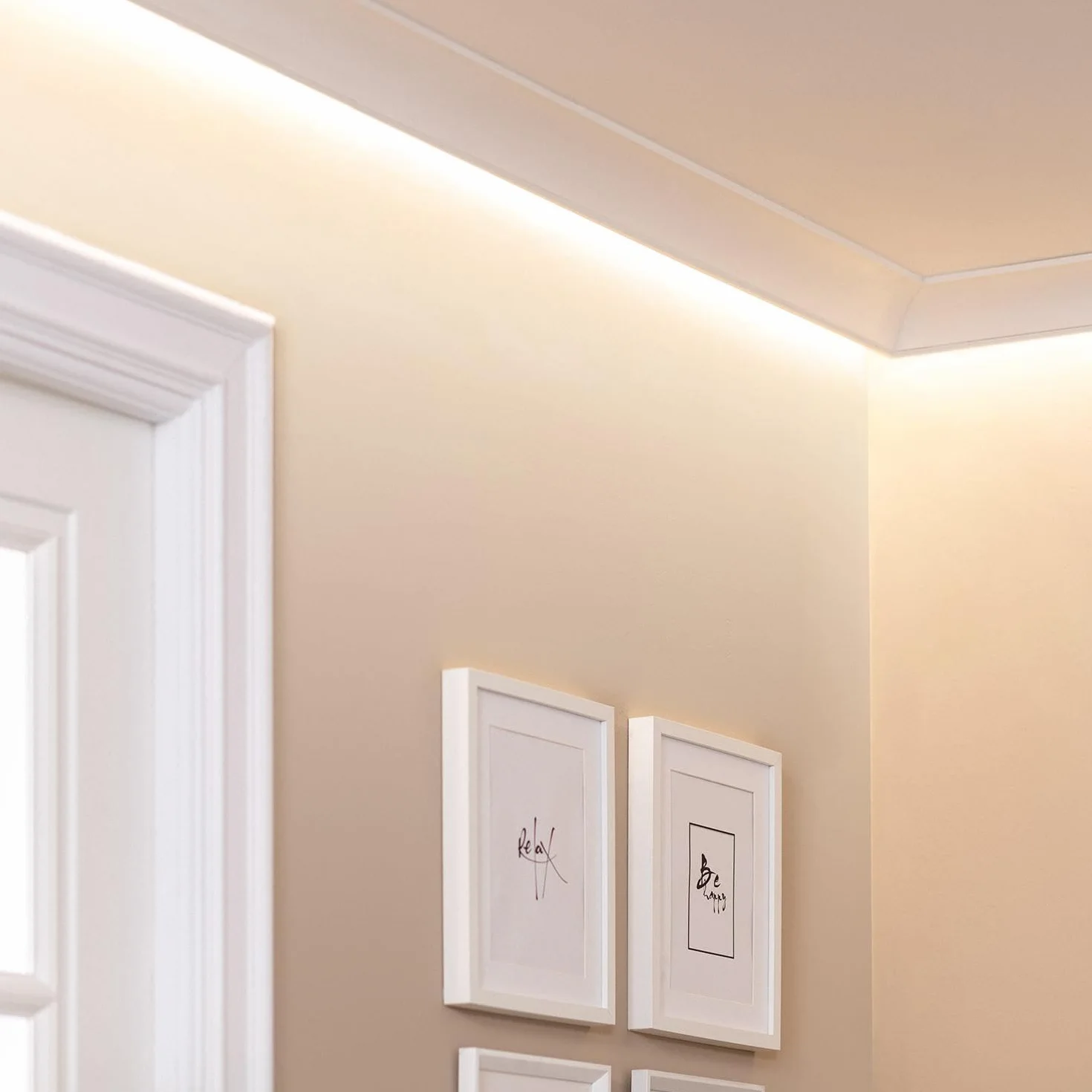 LEDKIA LIGHTING Moulure Arc 2m Ruban LED Blanc