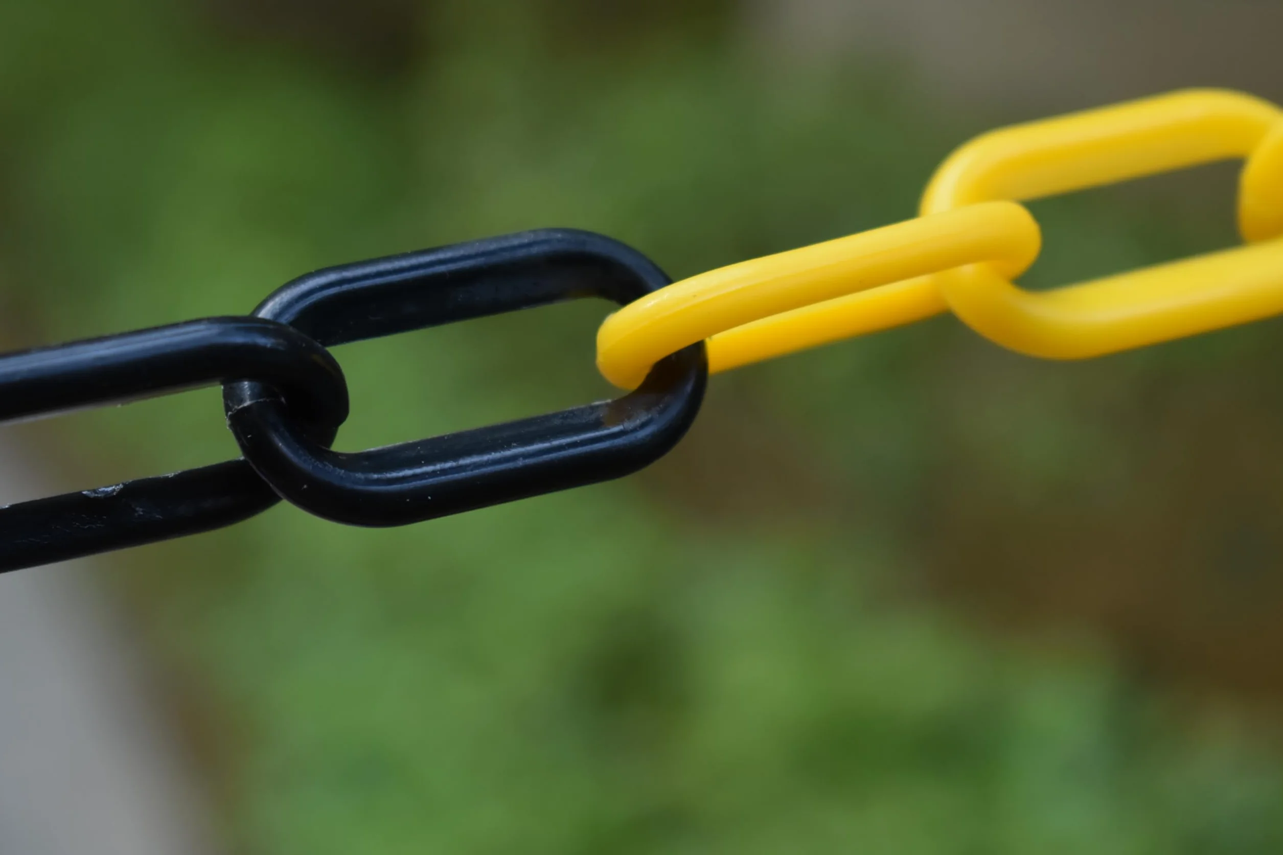Chaîne d'arrêt plastique noir et jaune 6mm x 25m Sécurité Haute Visibilité