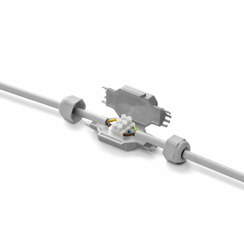 Boite étanche FRED forme L 3 câbles 2,5 mm²