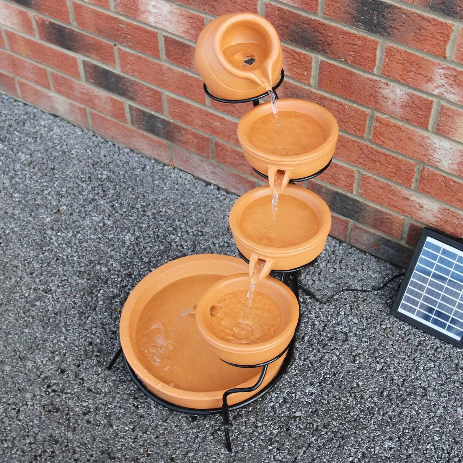 Fontaine Solaire en Cascade de jardin extérieure Terracotta - 4 Niveaux - Décoration Extérieure Jardin Terrasse Abreuvoir - Batterie de 6H Sans Soleil [Piquet de Terre avec Panneau Solaire INCLUS]
