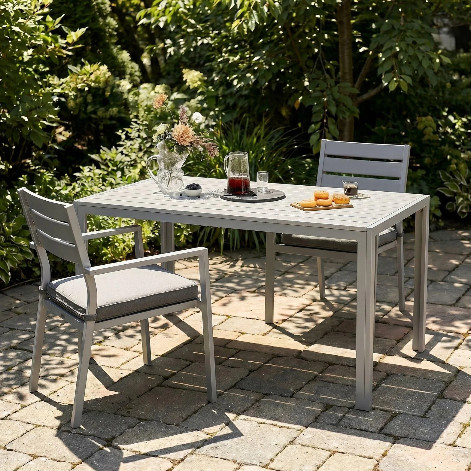 LIFERUN Table de Jardin Moderne en WPC 110 x 70 cm, Table de Terrasse Extérieure pour 4-6 Personnes, Gris