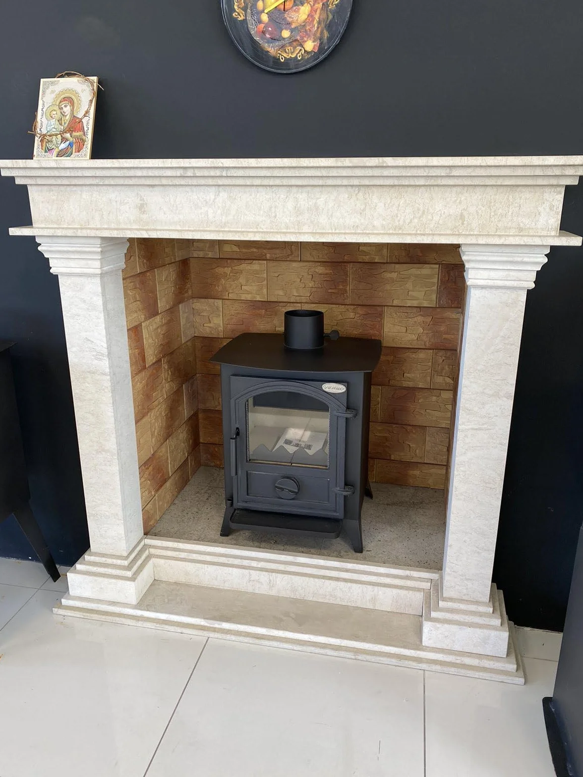 Poêle à bois compact Verso 1 CID 7,5 kW porte en fonte