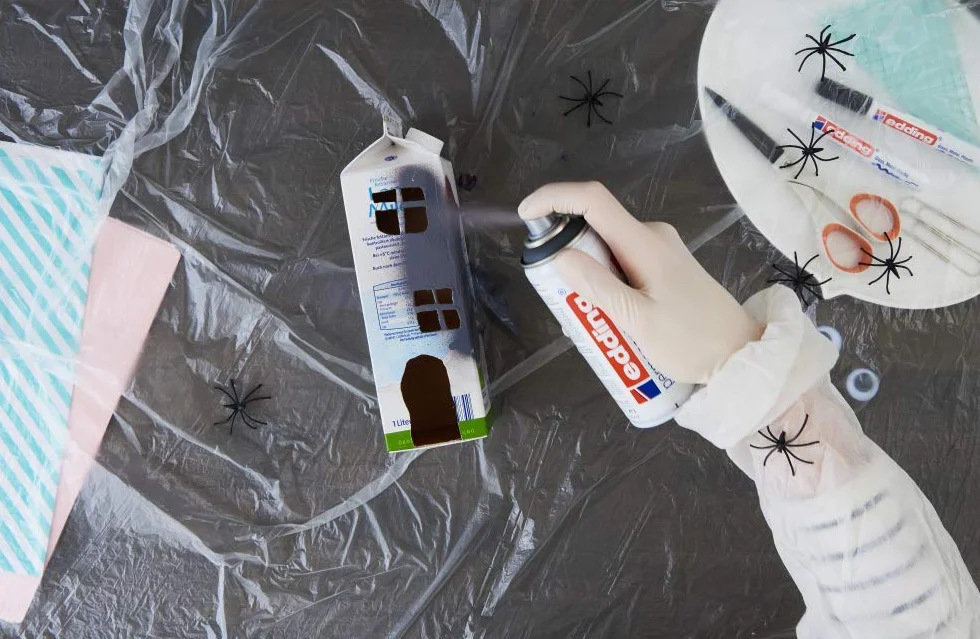edding 5200 Permanent Spray Anthracite Matt 200 ml Acrylic Paint for Glass Metal Wood Ceramic Plastic Canvas