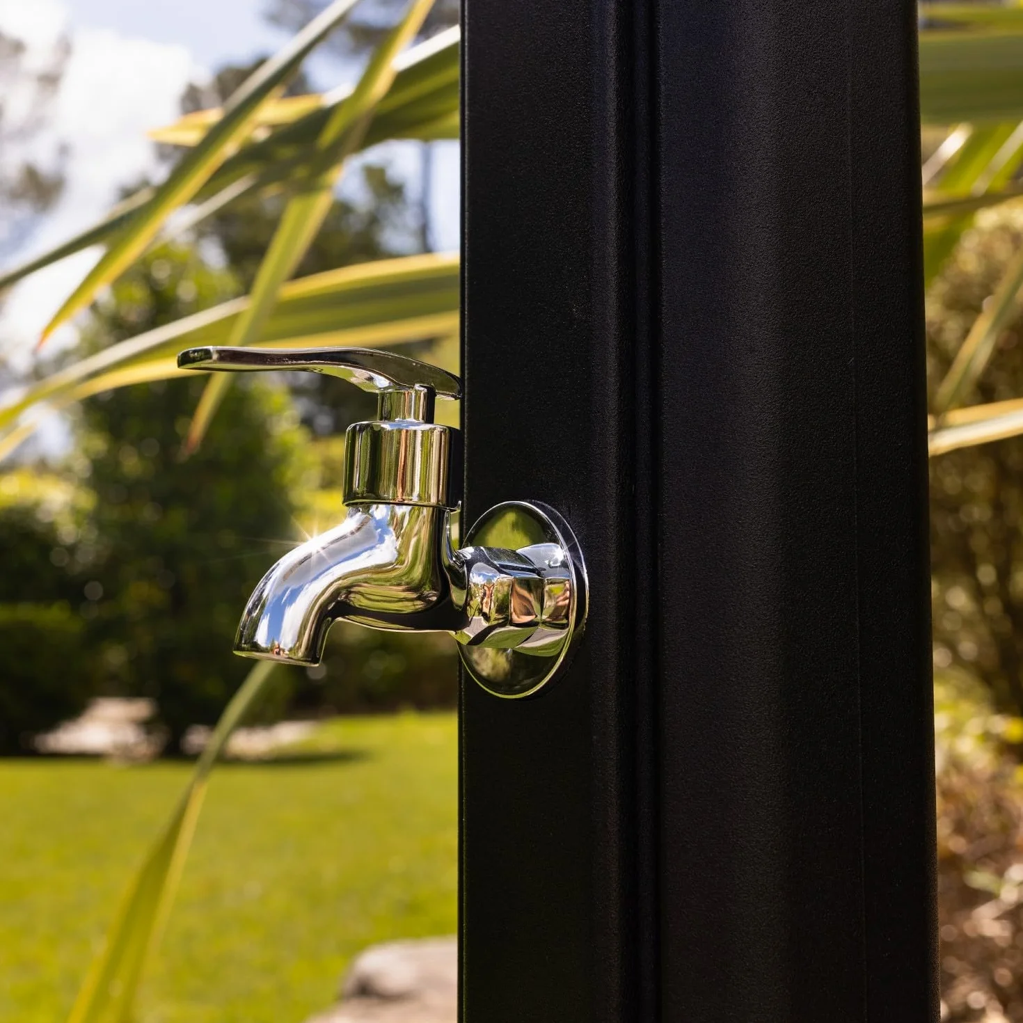 Formidra Pack Douche Solaire So Happy 28L Anthracite avec Housse DS-H221NOCOV