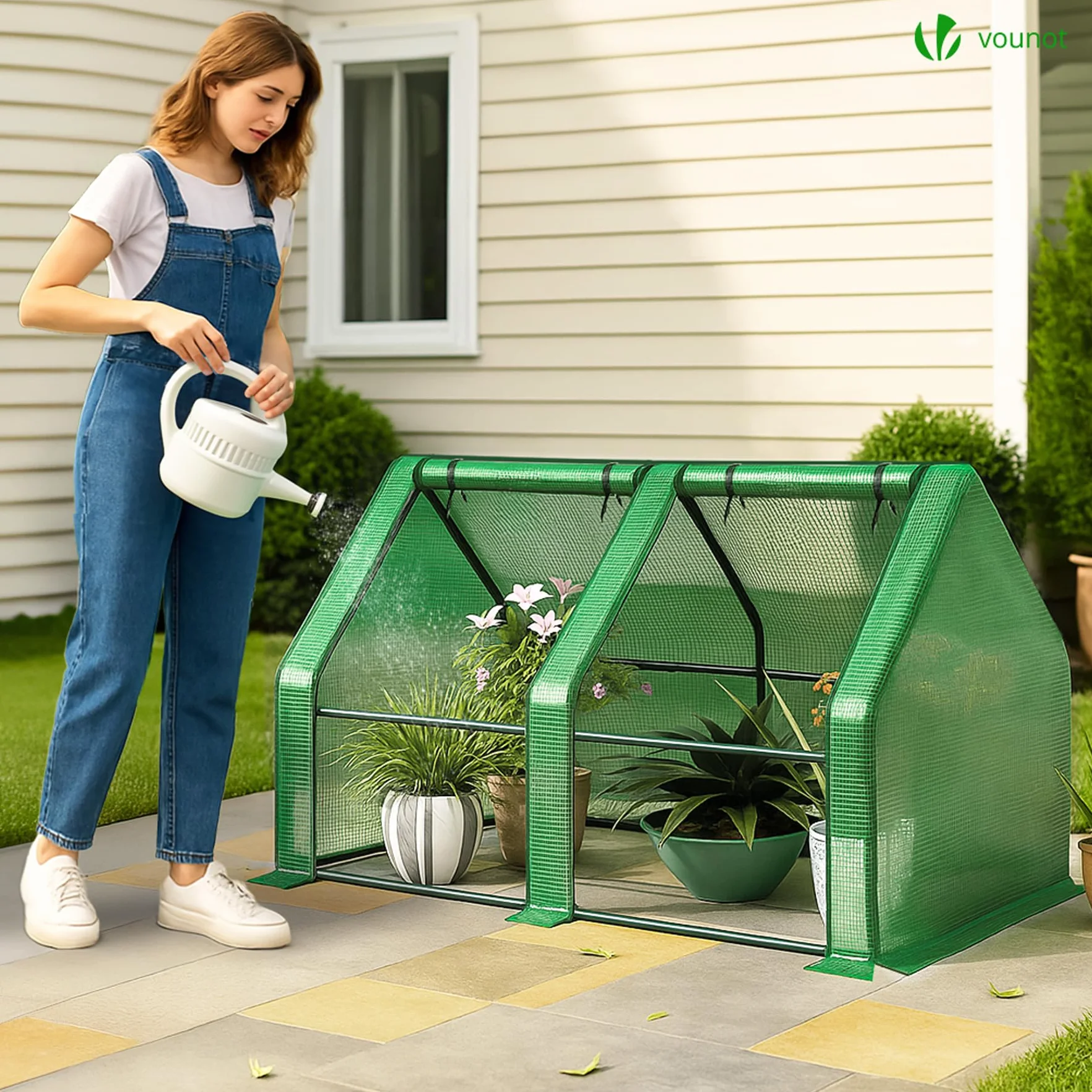 VOUNOT ® Mini Serre de Jardin à Toit Pointu avec 2 fenêtres avec Zip enroulables Bâche PE renforcée 135g/m2 pour semis Plantes Fleurs légumes 180x90x90cm Vert