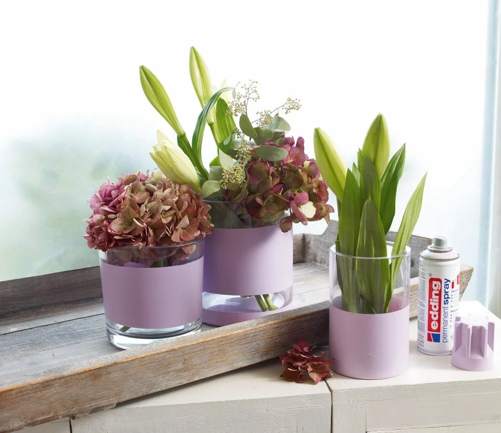 Edding 5200 Permanent Spray Light Lavender Matt 200 ml Acrylic Paint for Glass, Metal, Wood, Ceramic, Plastic, Canvas