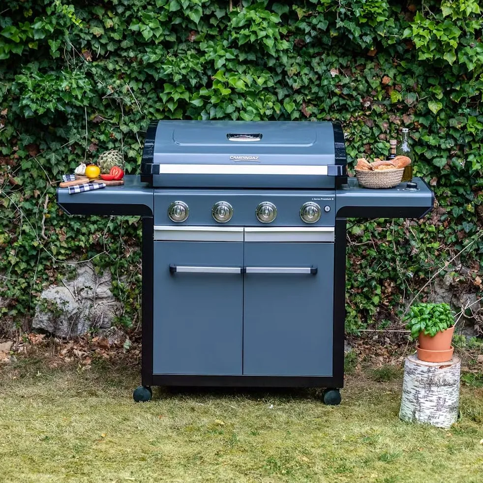 Barbecue à gaz Campingaz Premium 4S - Grill et Plancha