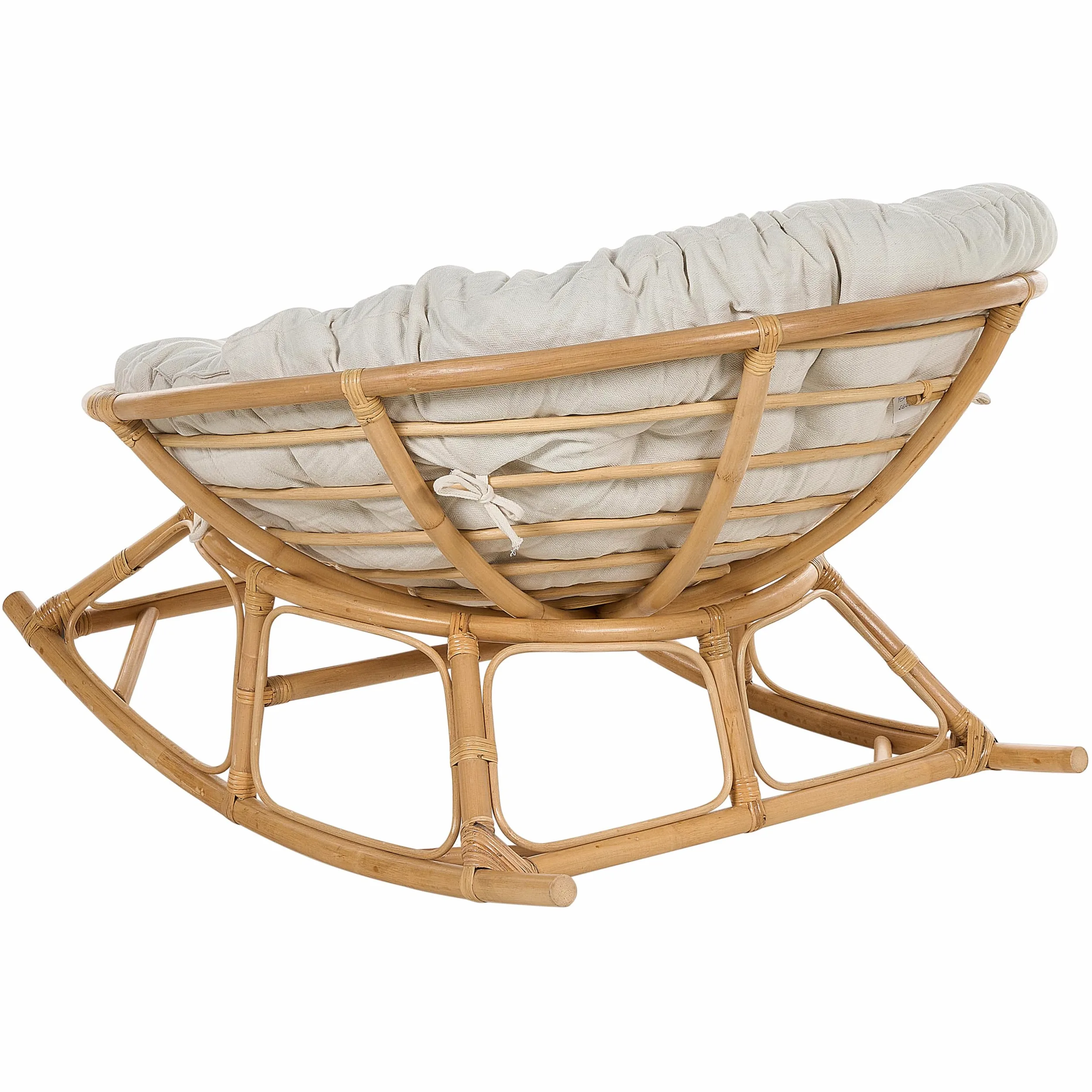 Beliani Fauteuil à Bascule Rond en Rotin Ton Naturel et Beige Clair Empilable Orvieto