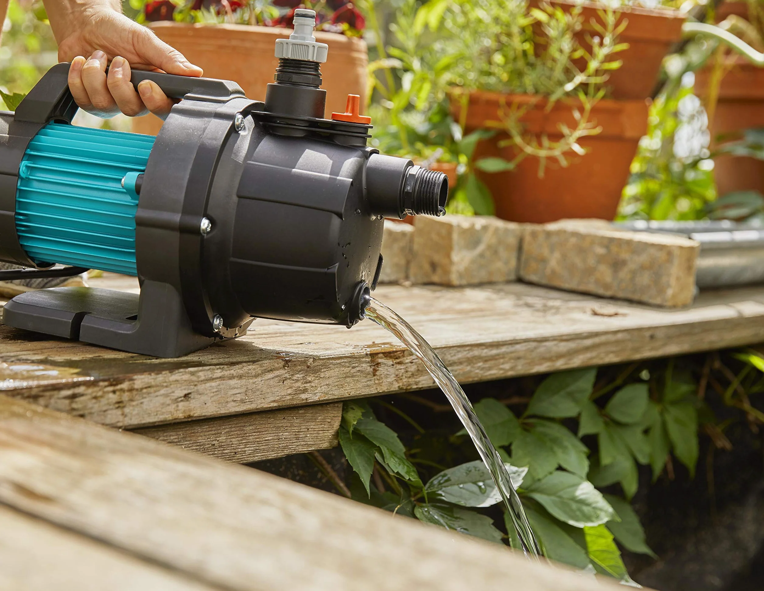 Gardena Pompe de jardin 3700/4 P Basic 800 W 3700 l/h arbre inox