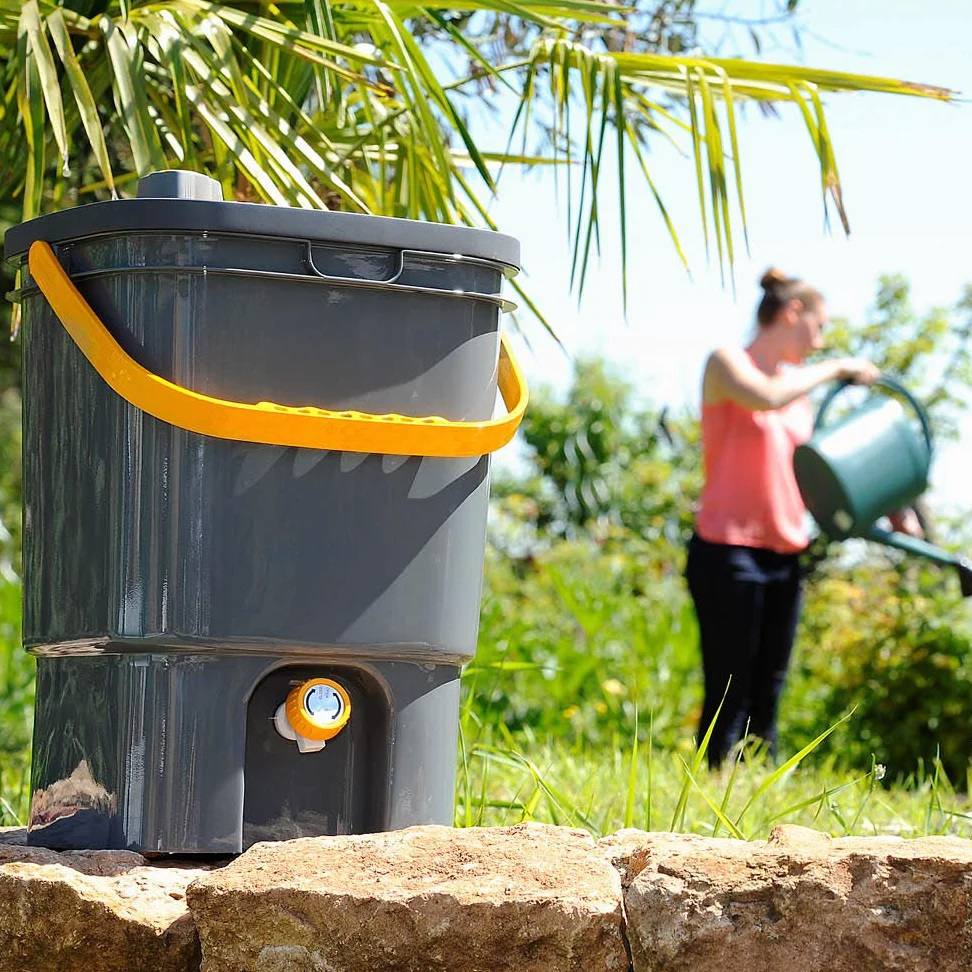 HOZELOCK - Kit Complet Purin Biomix : la Solution Écologique pour Fertilizer vos Plantes et Prévenir des Maladies, Fabriquer son Purin à Base de Plantes (Orties, Prêles, Fougères), 19 L [2028 3460]