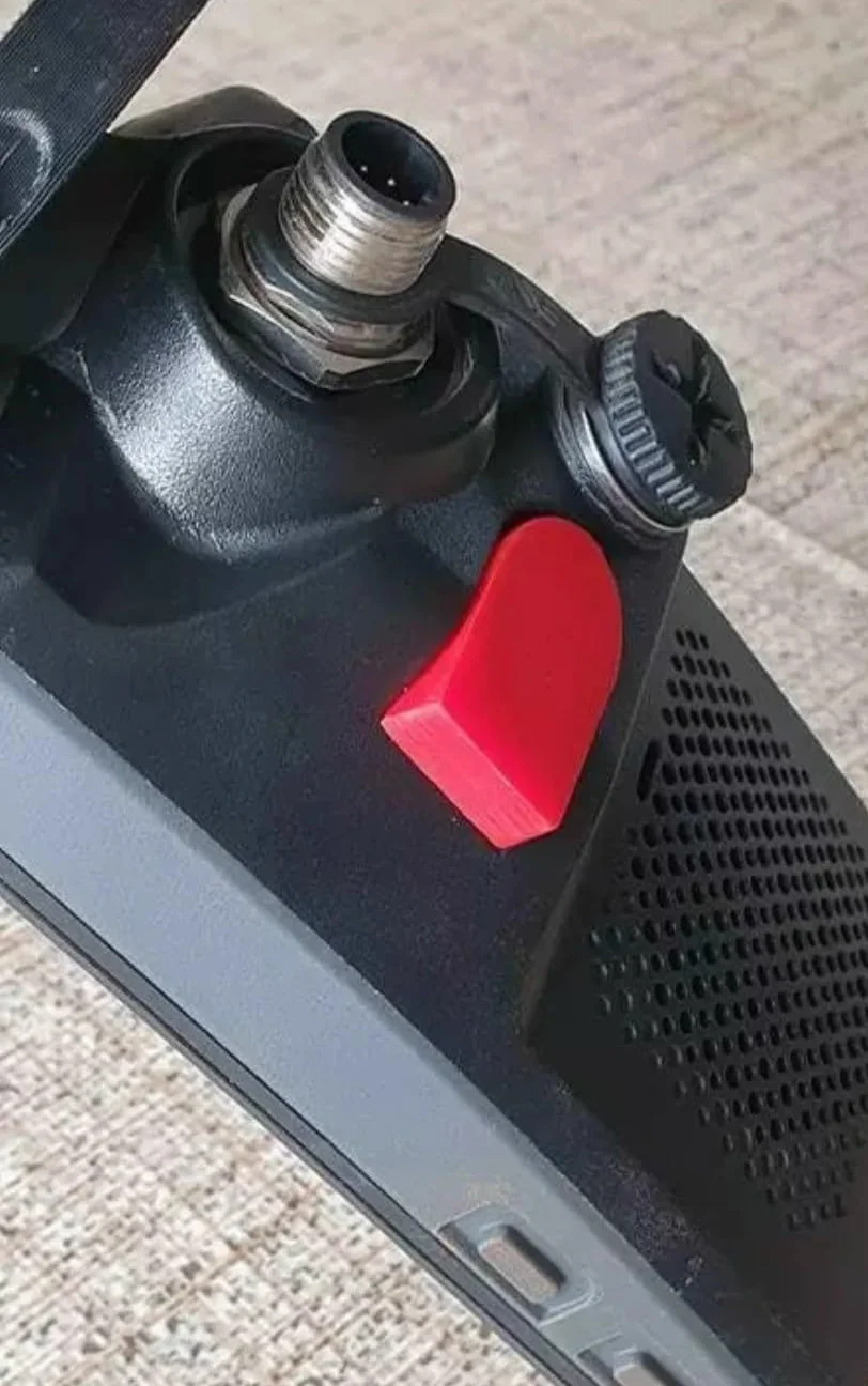 BeisDirect Housse anti-poussière pour Minelab Equinox 600/700/800/900 - Anti-rayures, anti-poussière et anti-salissures - Pour protéger contre la poussière et les chocs électriques (rouge)