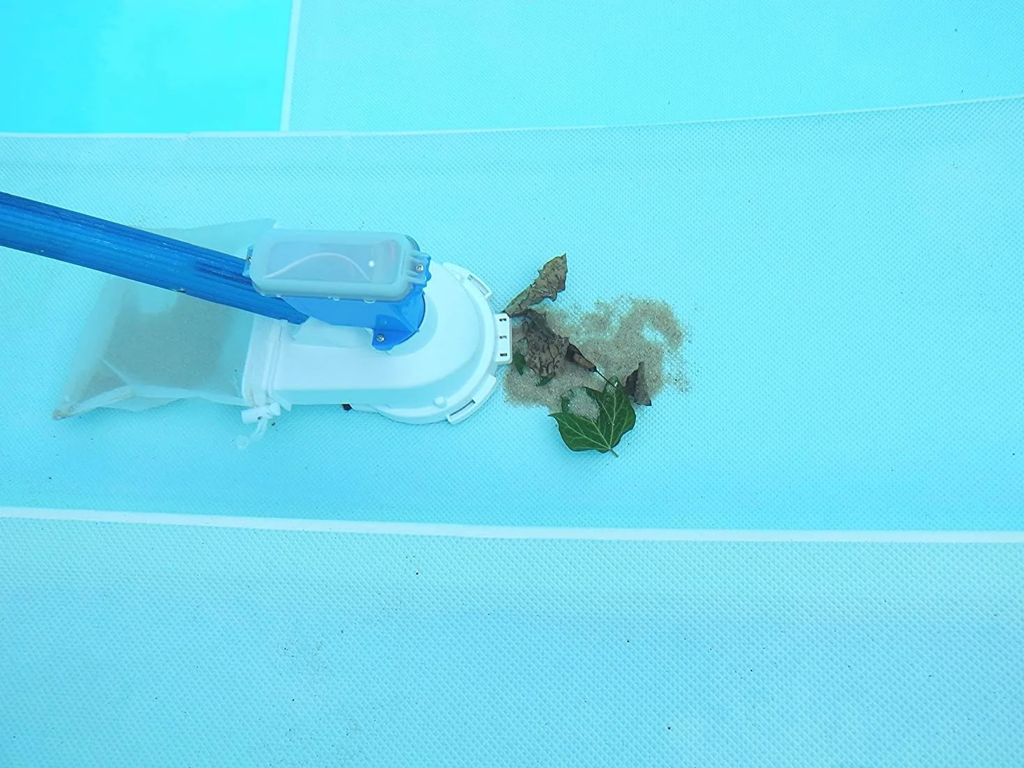 Aspirateur à Batterie Lithium Poolwonder v2 Nettoyeur de Piscine Fabriqué en Autriche