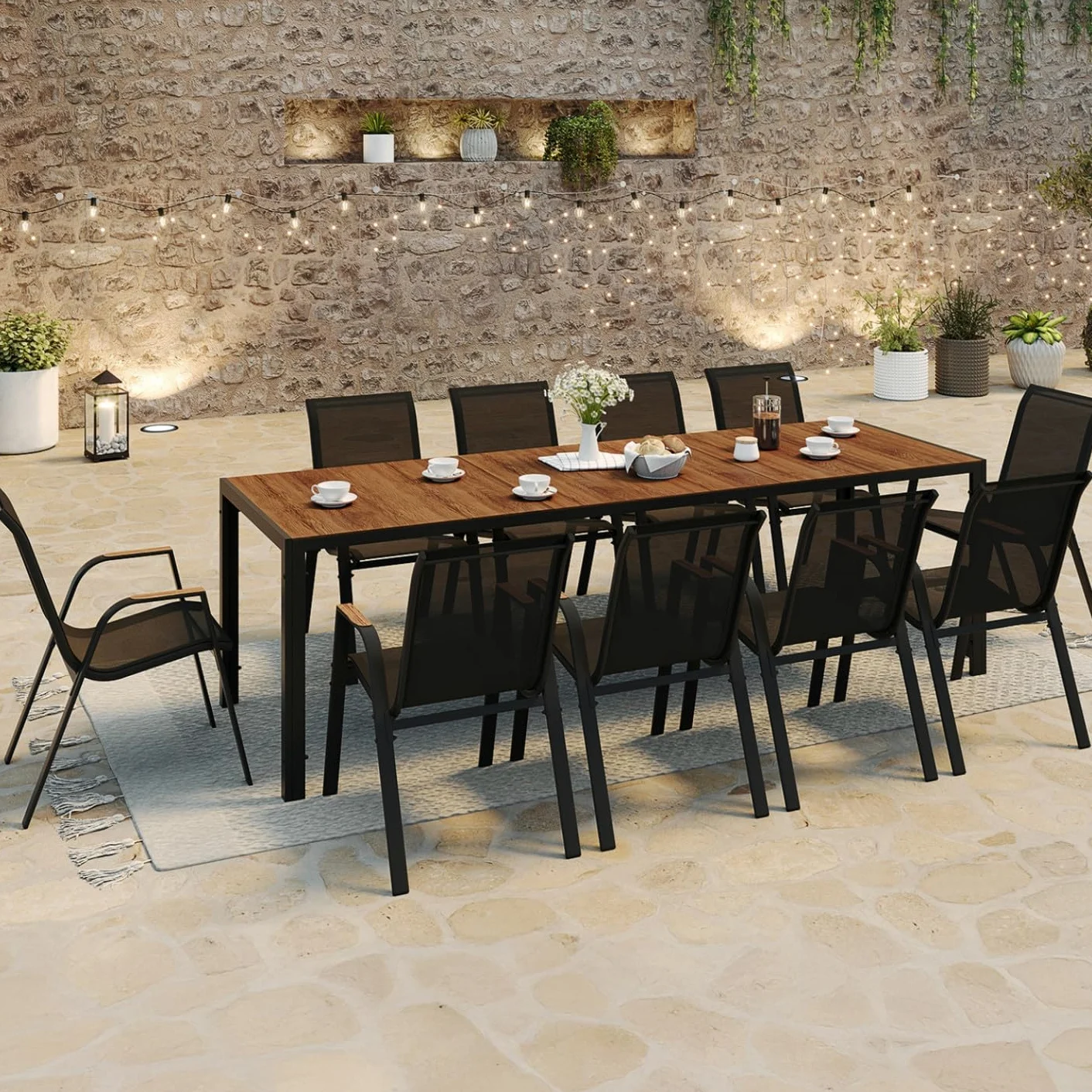 IDMarket - Salon de Jardin NOUMEA Table 240 cm Plateau Verre trempé Effet Bois et 10 chaises empilables Noir et Bois