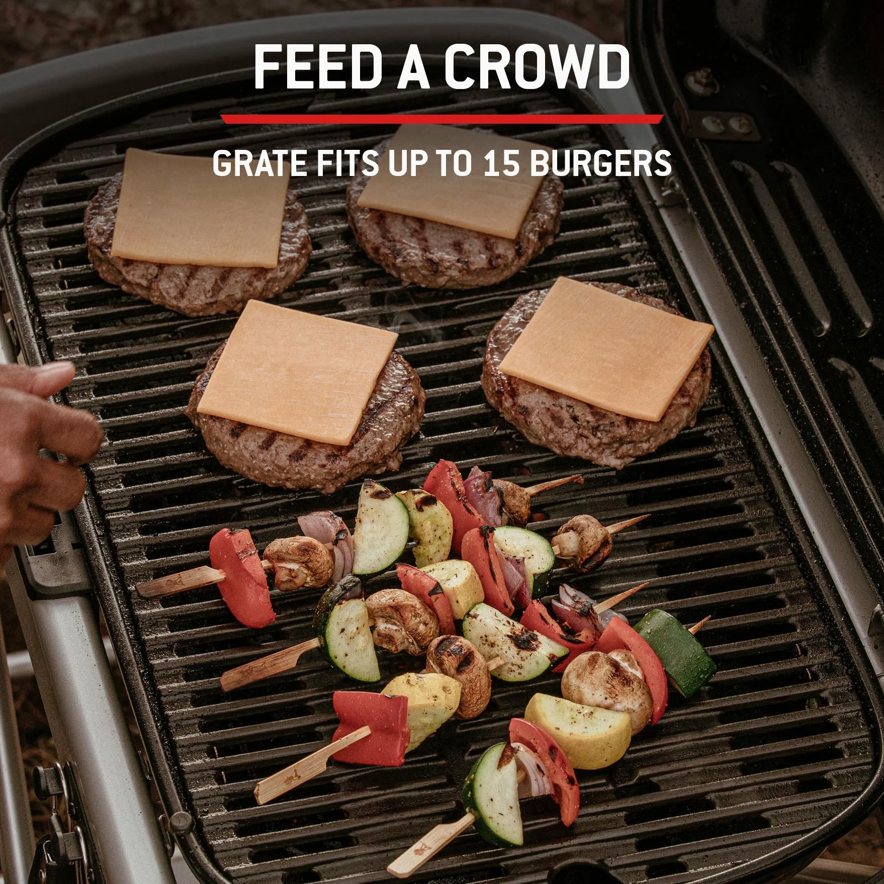 Weber Traveler barbecue à gaz/design pliable et portable avec roues, verrouillage automatique du couvercle et thermomètre intégré, 1 brûleur, largeur 111 cm, surface de cuisson 2065 cm², noir