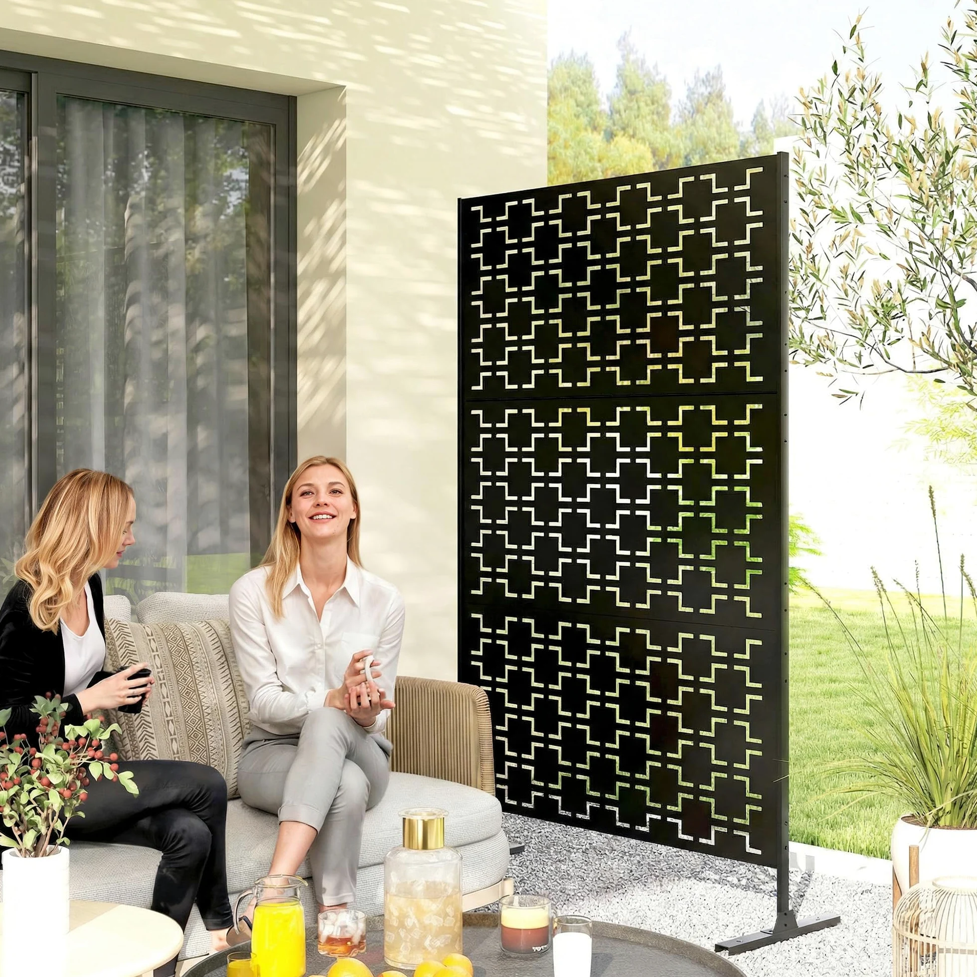 Outsunny Panneau Brise Vue décoratif paravent extérieur à Motif ajouré géométrique en métal - 122 x 45 x 198 cm, Noir