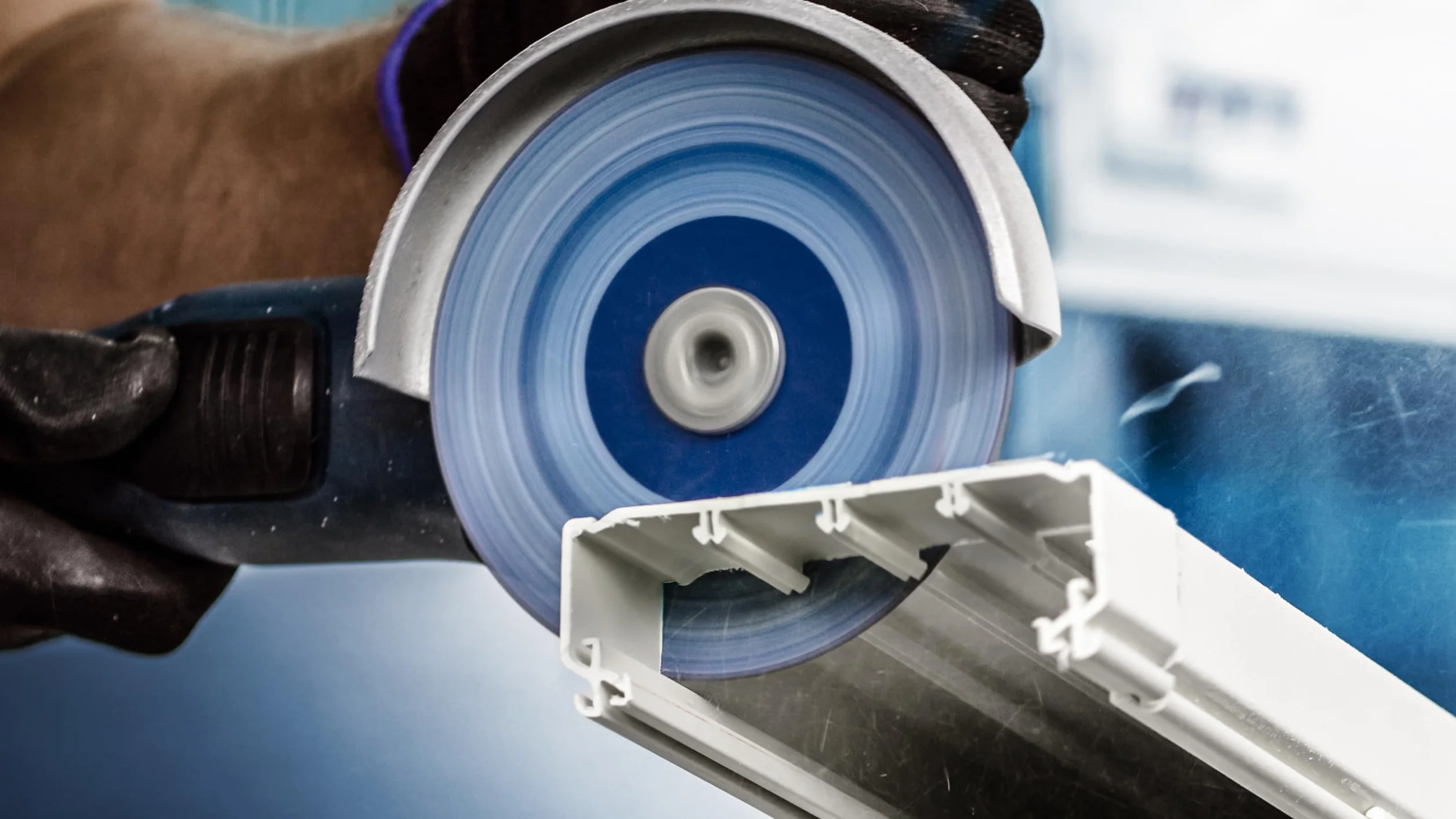 Bosch Disque à tronçonner EXPERT Carbide Multi Wheel X-Lock Ø 125 mm Professional