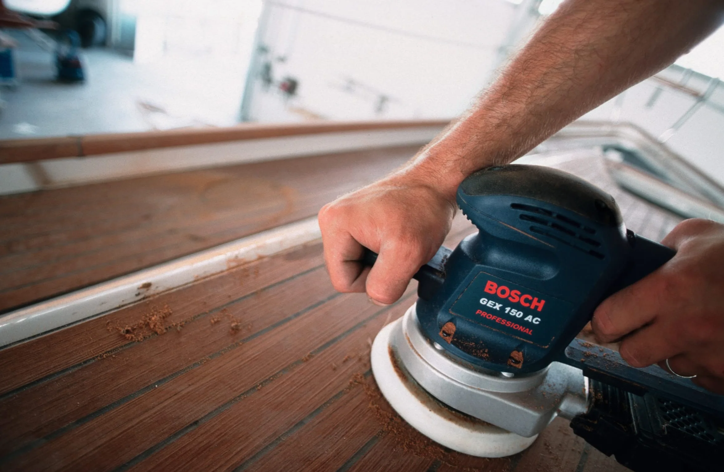 Bosch Disque abrasif pour ponceuse 150 mm Gris