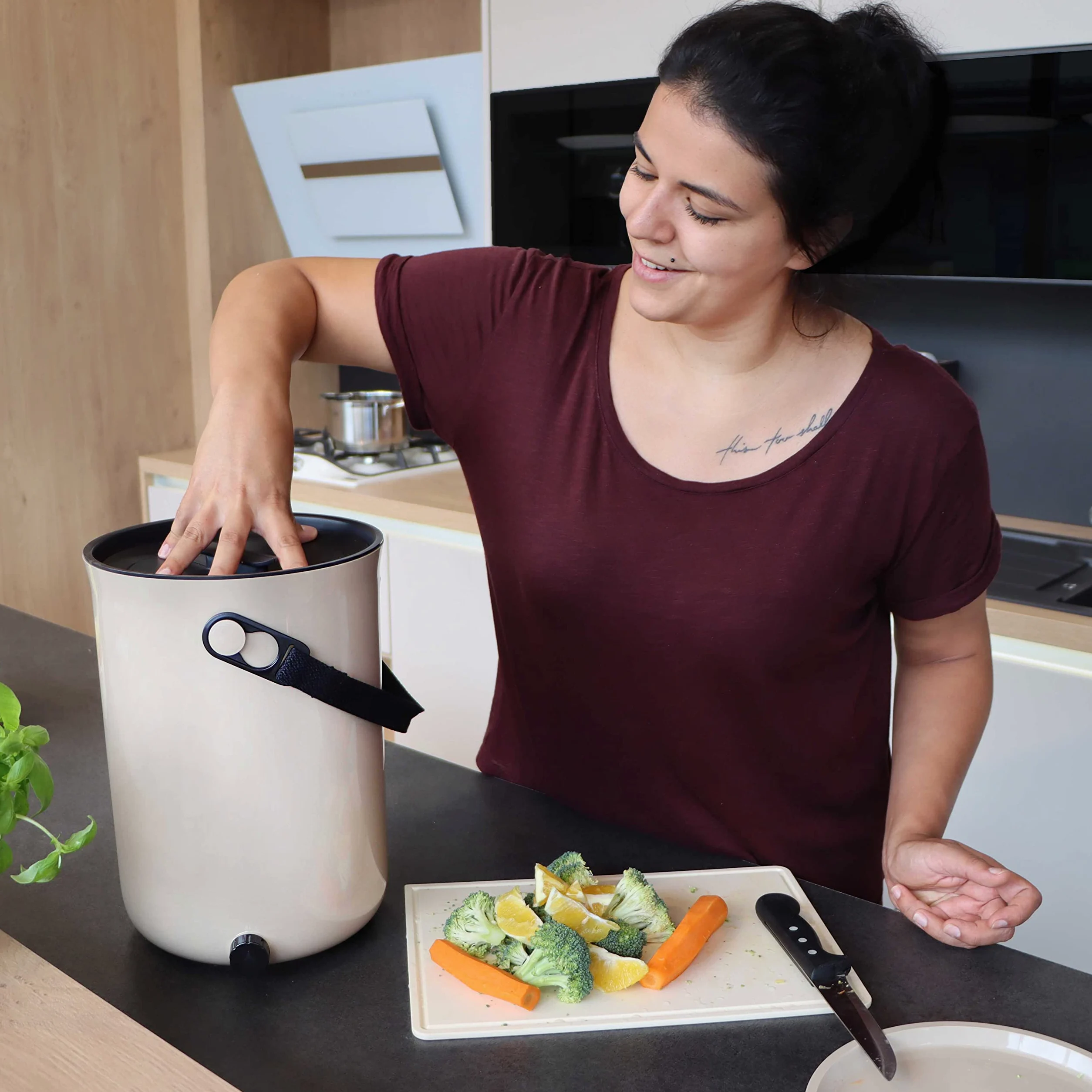 Lot de 2 seaux Bokashi Organko 2 Blanc (9,6L) | Composteur Organique avec compacteur + 1 kg d'Activateur EM-1 de Fermentation fabriqué en France