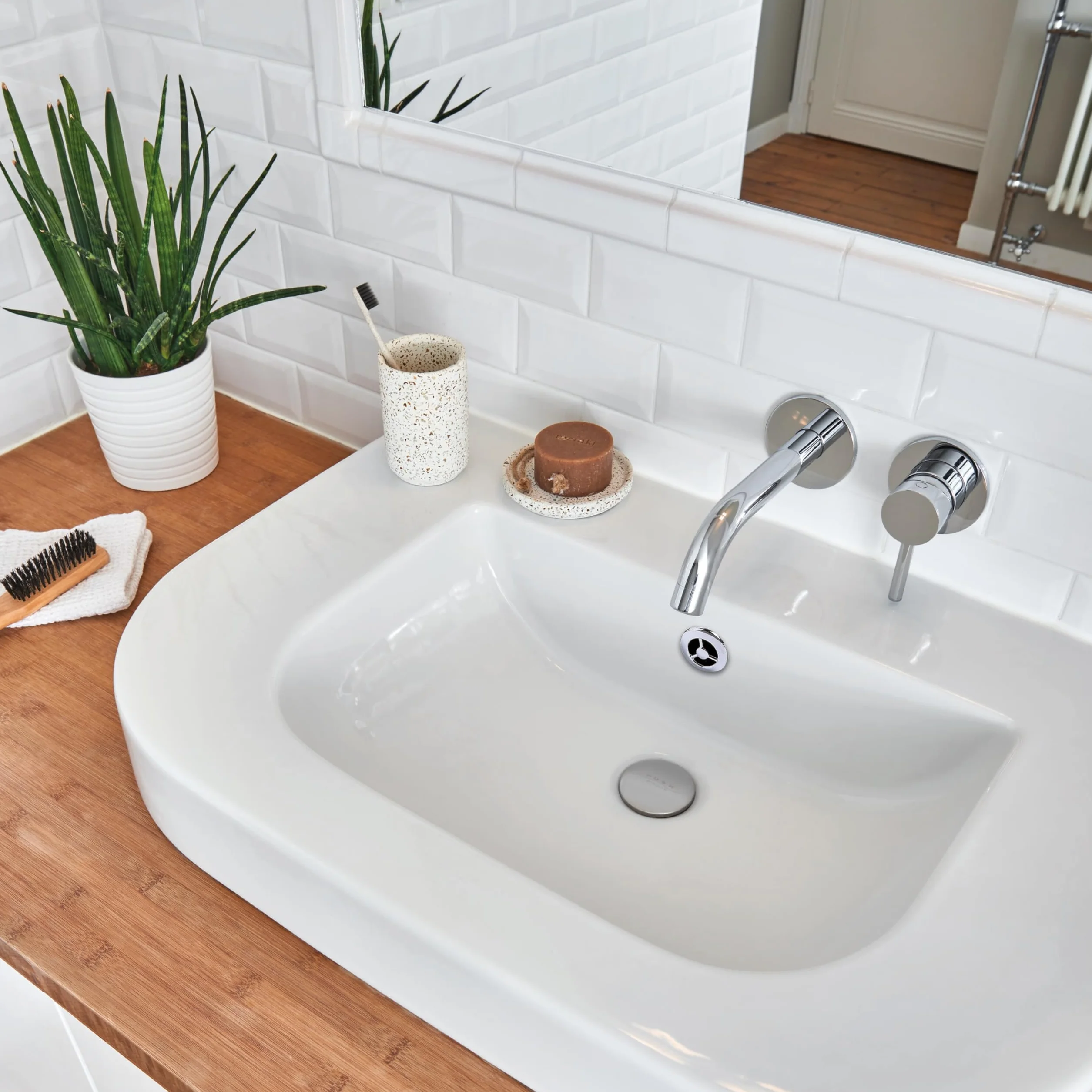 Wirquin Trop-plein de lavabo flexible 300 mm chromé grille ABS ronde ø28 mm