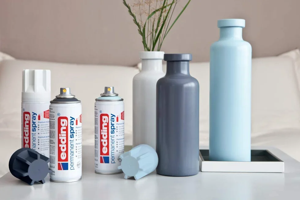 edding 5200 Permanent Spray Anthracite Matt 200 ml Acrylic Paint for Glass Metal Wood Ceramic Plastic Canvas