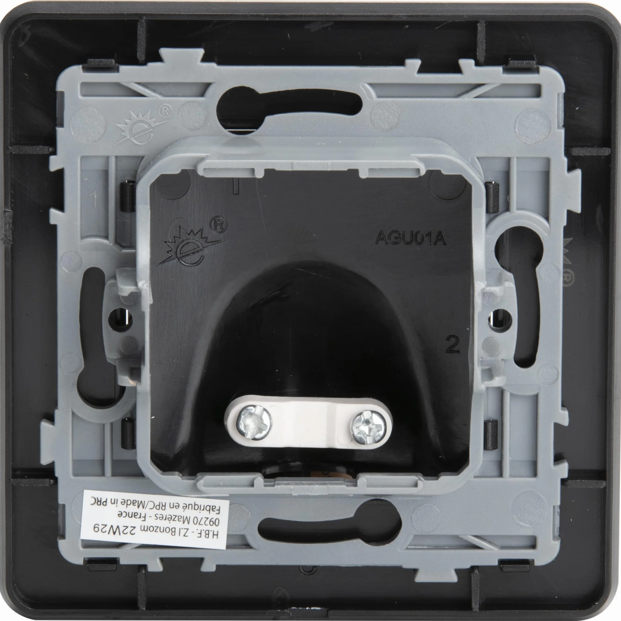 Plaque Sortie de Câble 16A métal Noir brossé Kouro
