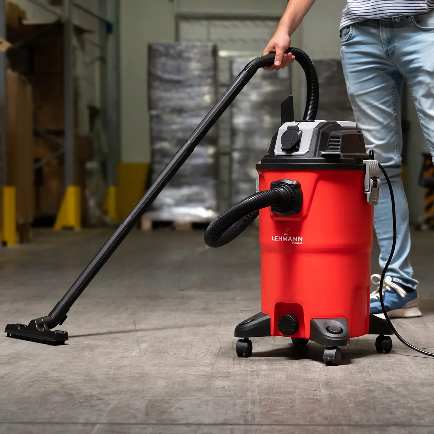 LEHMANN Aspirateur Industriel sans Sac 30L 2000W HEPA Eau et Poussière avec Prise Soufflage Secoueur de Filtre