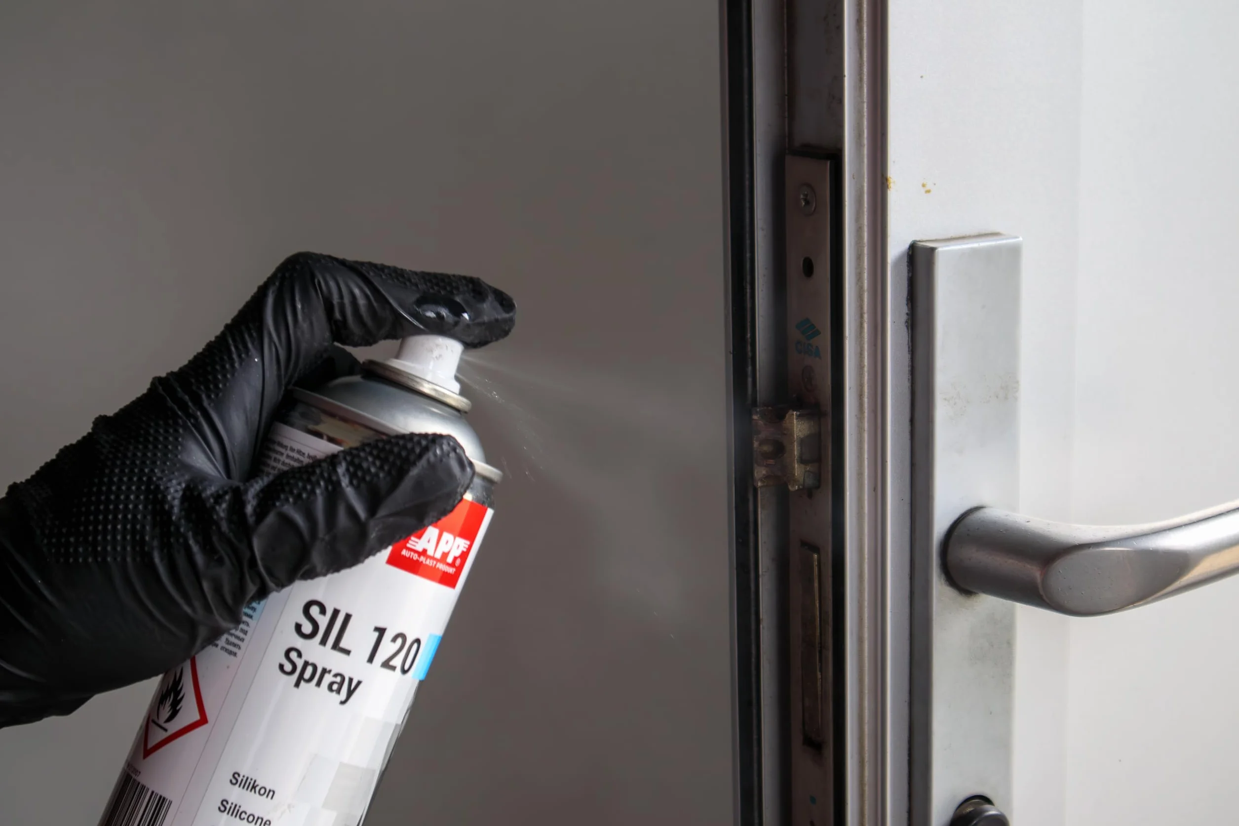 AUTO-PLAST PRODUKT APP SIL 120 Spray silicone 400ml Lubrifiant Protection