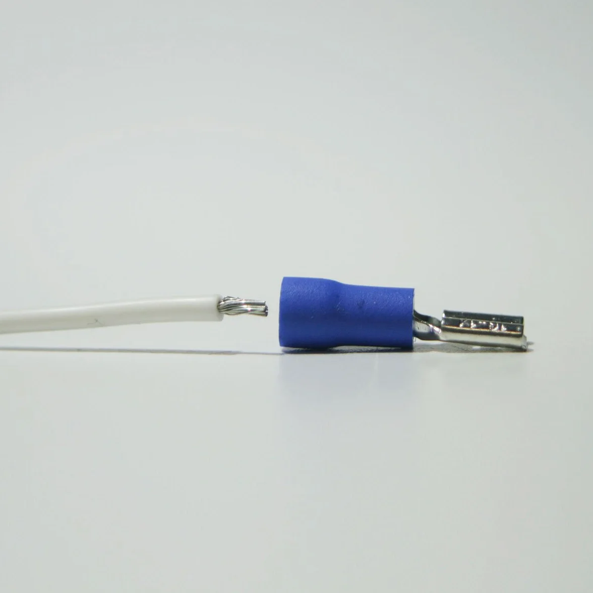 Réceptacle à Lame Bleu 4,8x0,5mm 1,5-2,5mm²