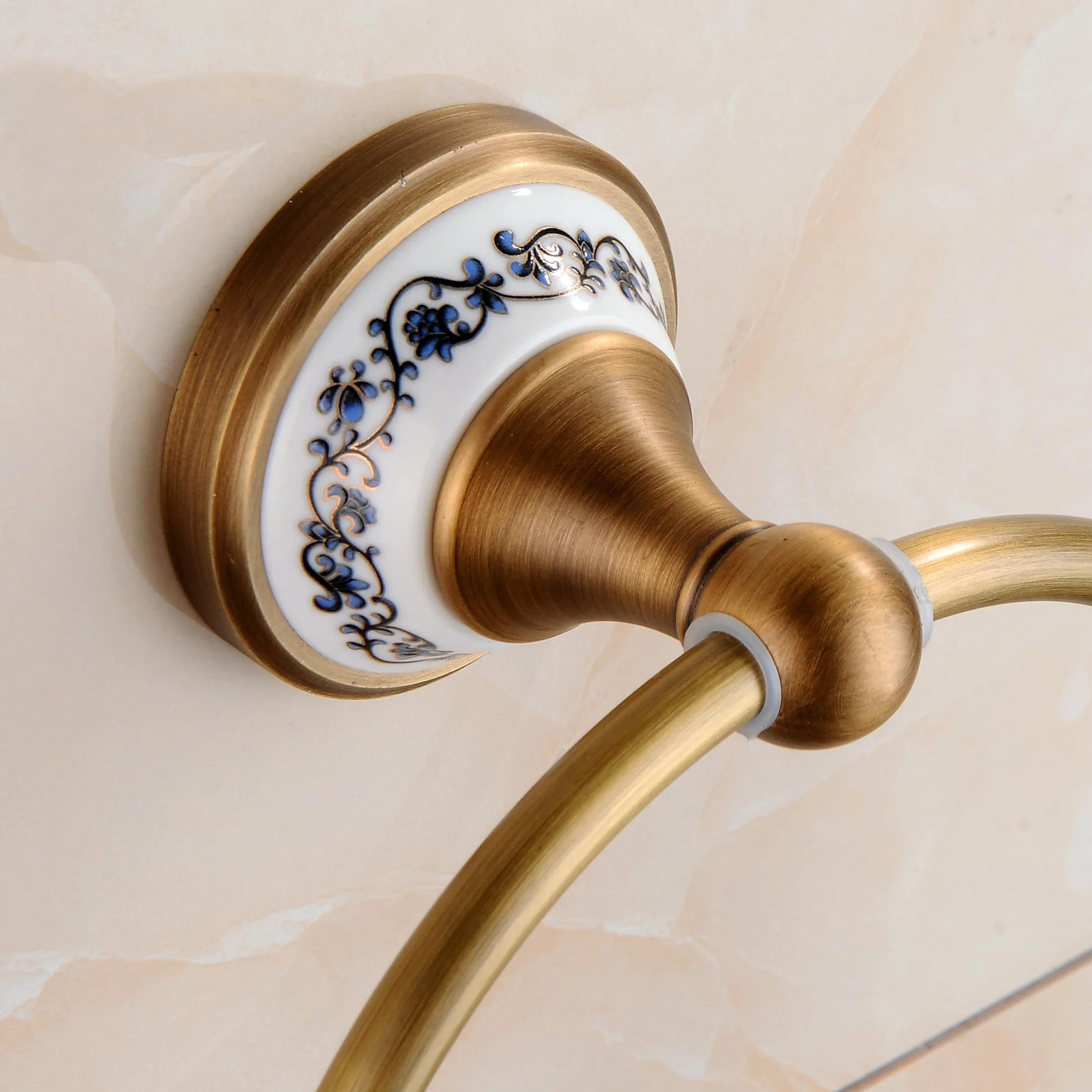 Anneau porte-serviettes en laiton antique porcelaine fixation murale