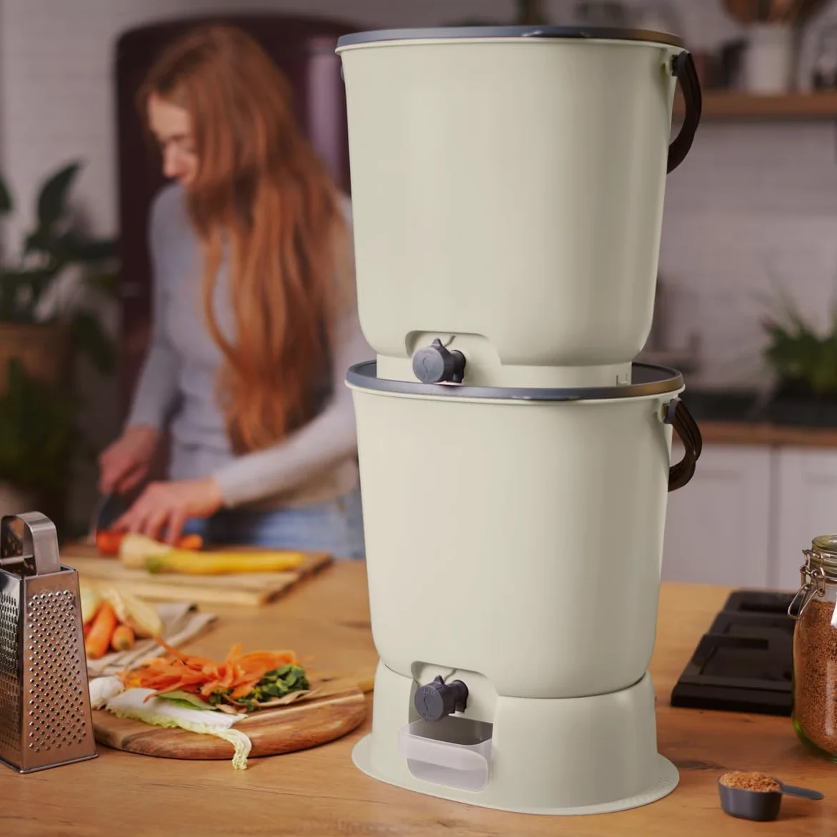 Bokashi Organko Essential Crème (15,3L) | Kit 2 seaux à Compost Organique avec compacteur + 1kg d'Activateur EM-1 de Fermentation fabriqué en France