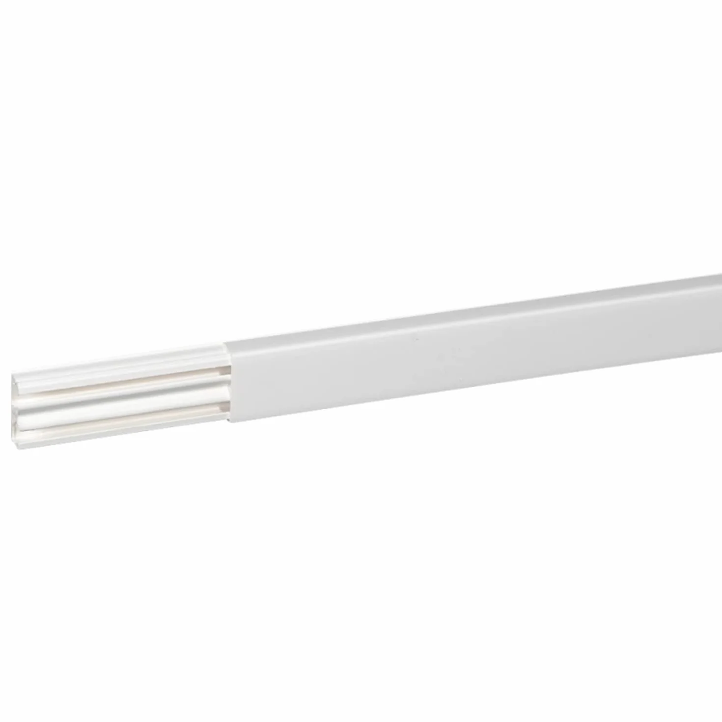 Legrand Gouttière passe-câble 2M Moulure PVC 40X16 Bl avec Tabique